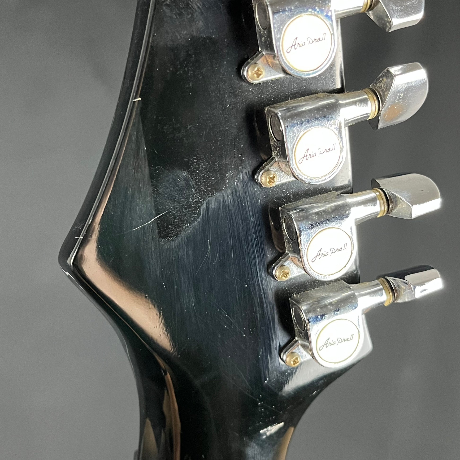 Aria Pro II Vanguard Series VA-353