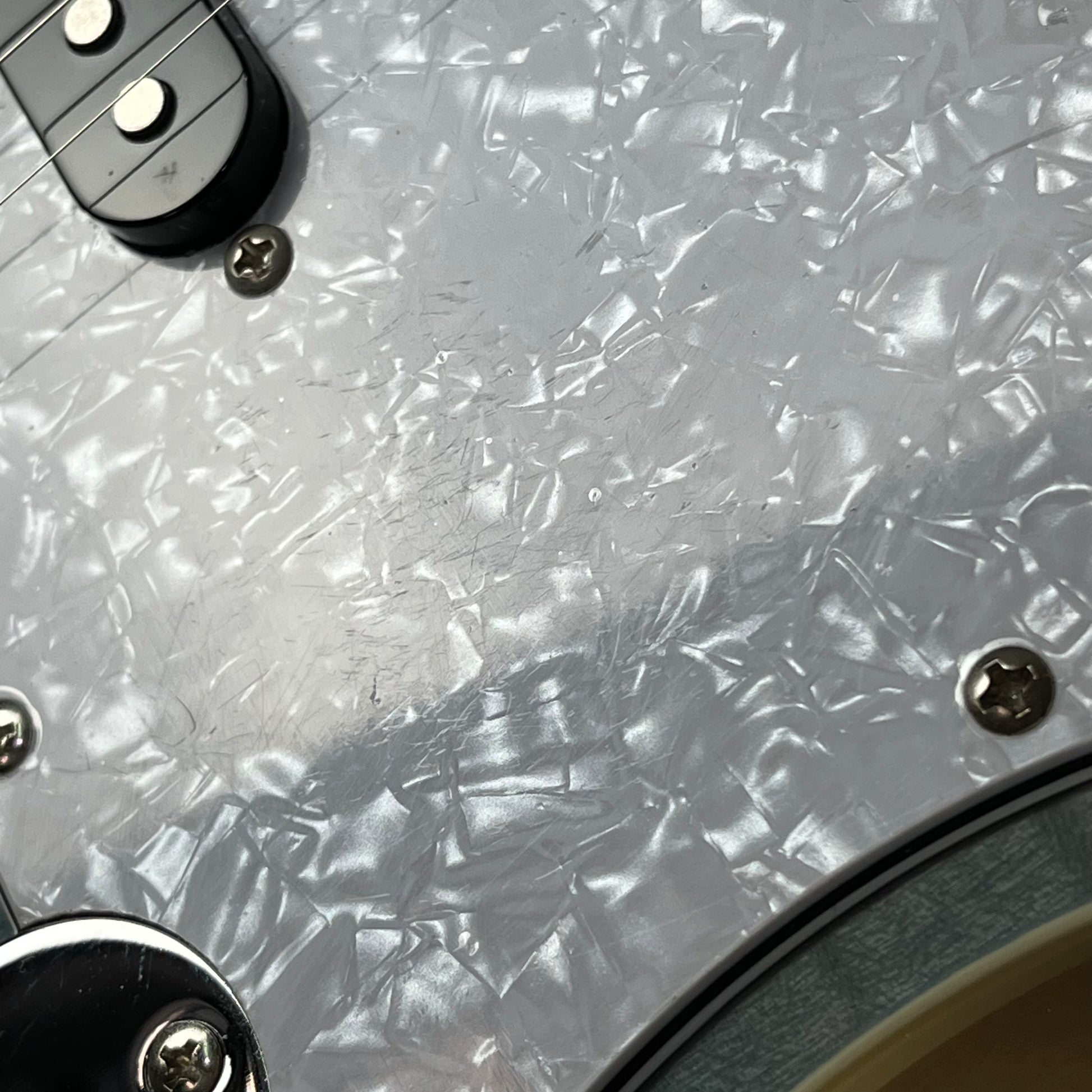 Aria Pro II 615-AE200