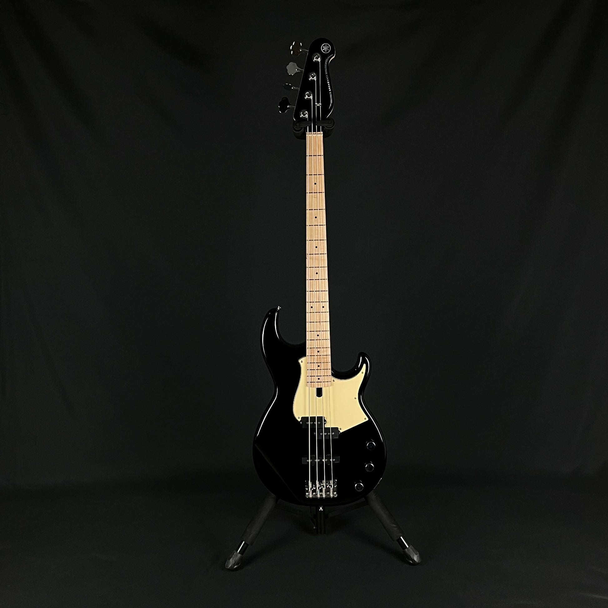 YAMAHA BB434M Bass