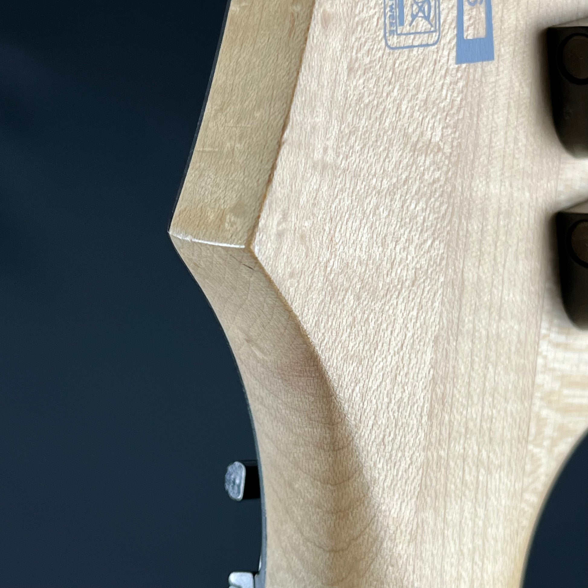 Ibanez RG370DXZ *คอร้าว*