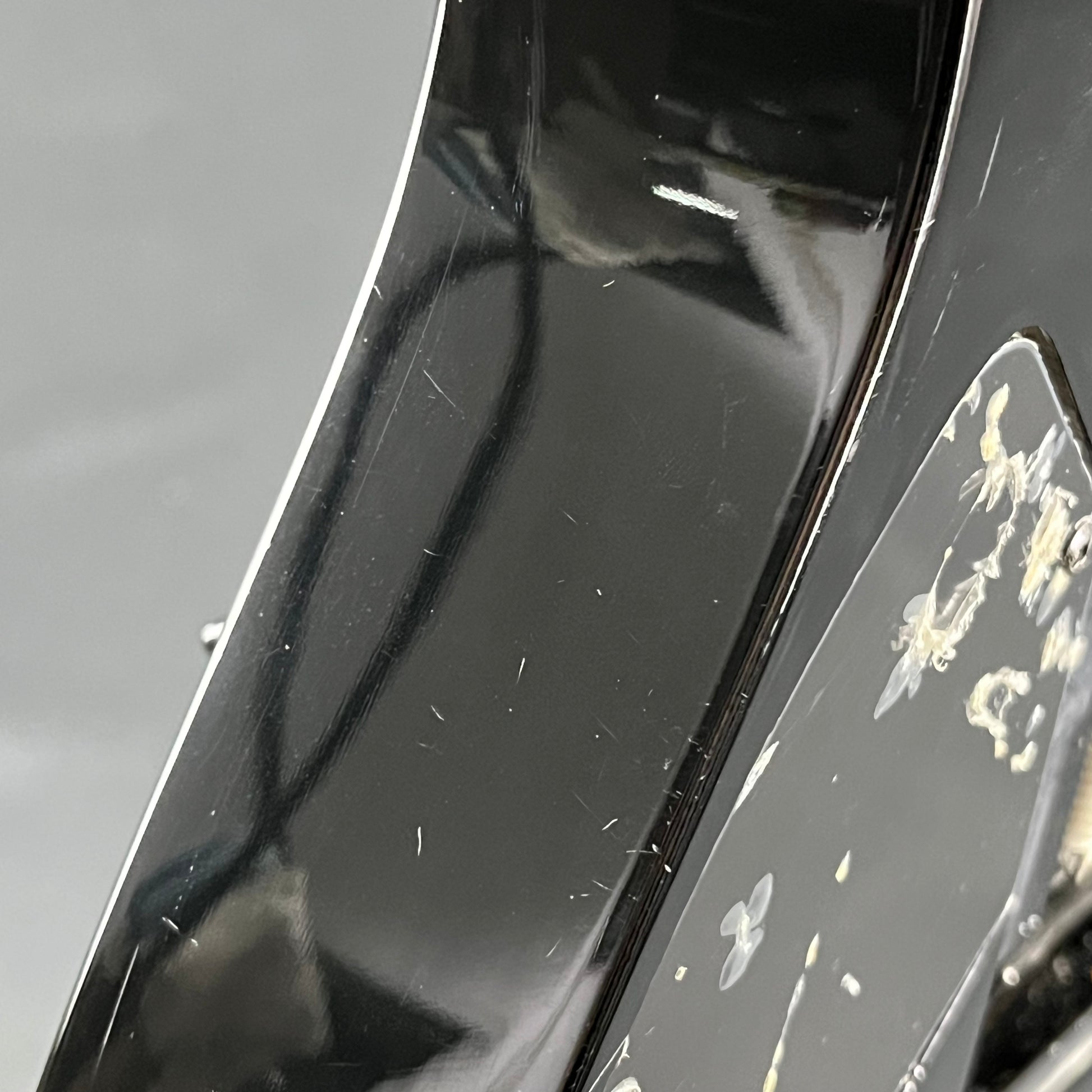 Ibanez RG370DXZ *คอร้าว*