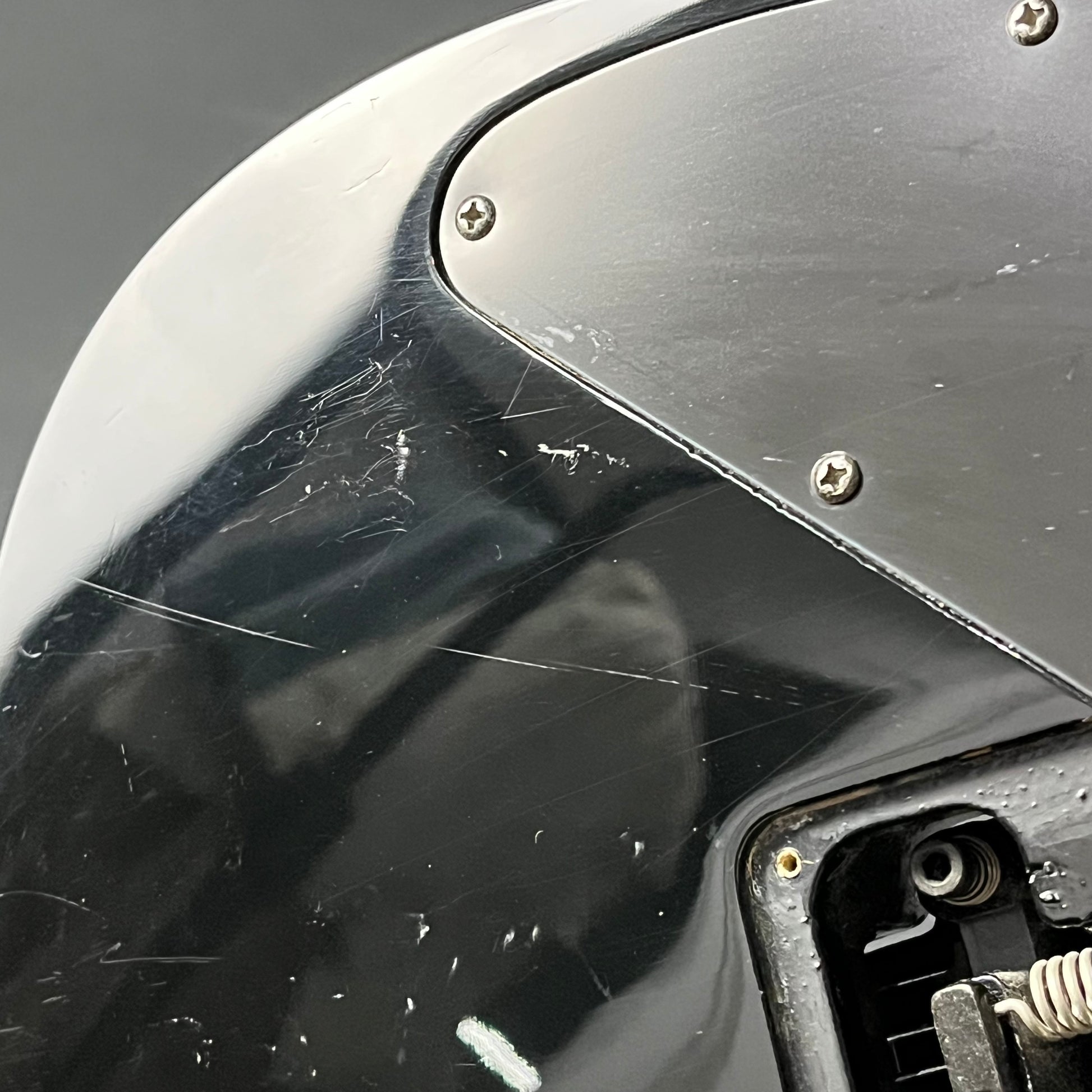 Ibanez RG370DXZ *คอร้าว*