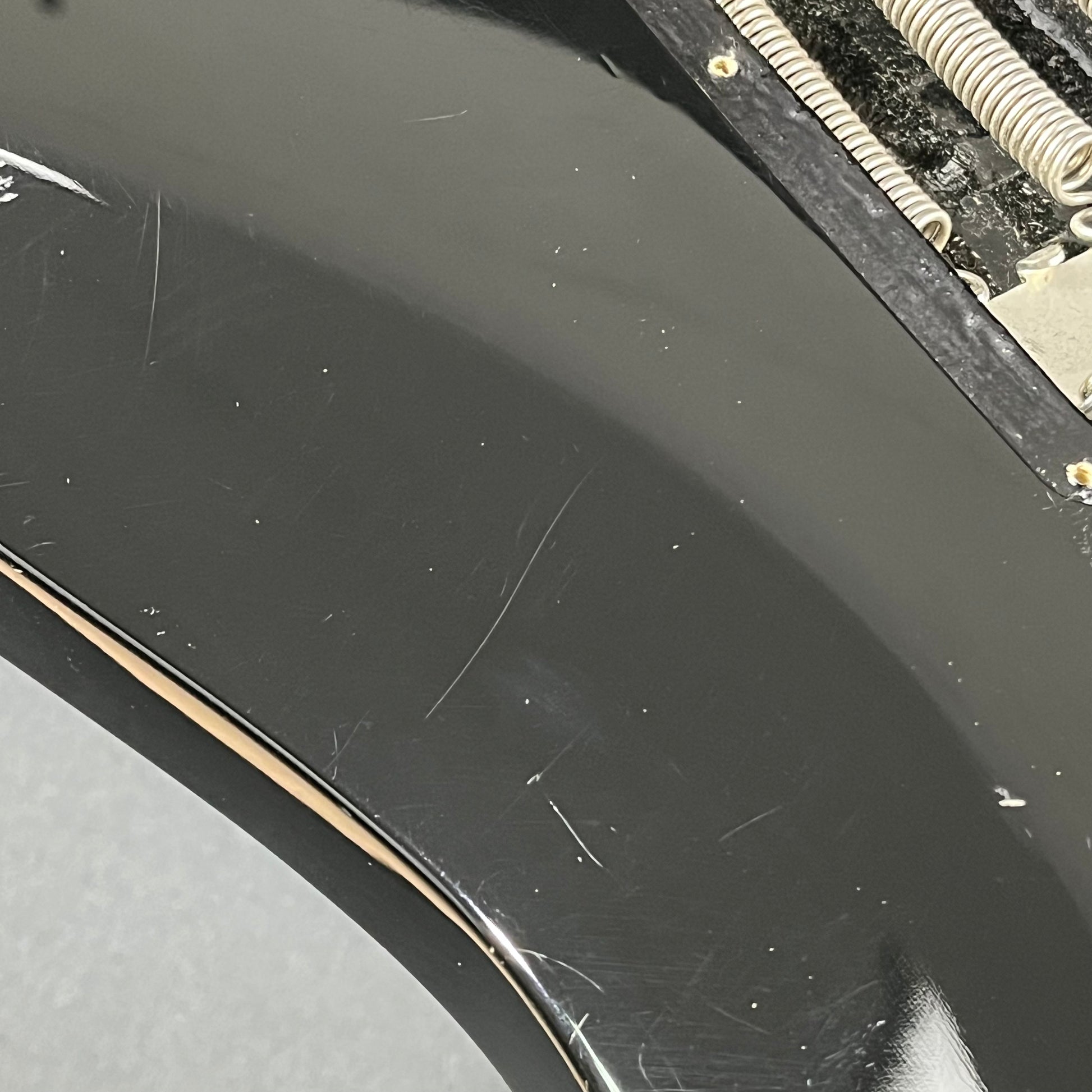 Ibanez RG370DXZ *คอร้าว*