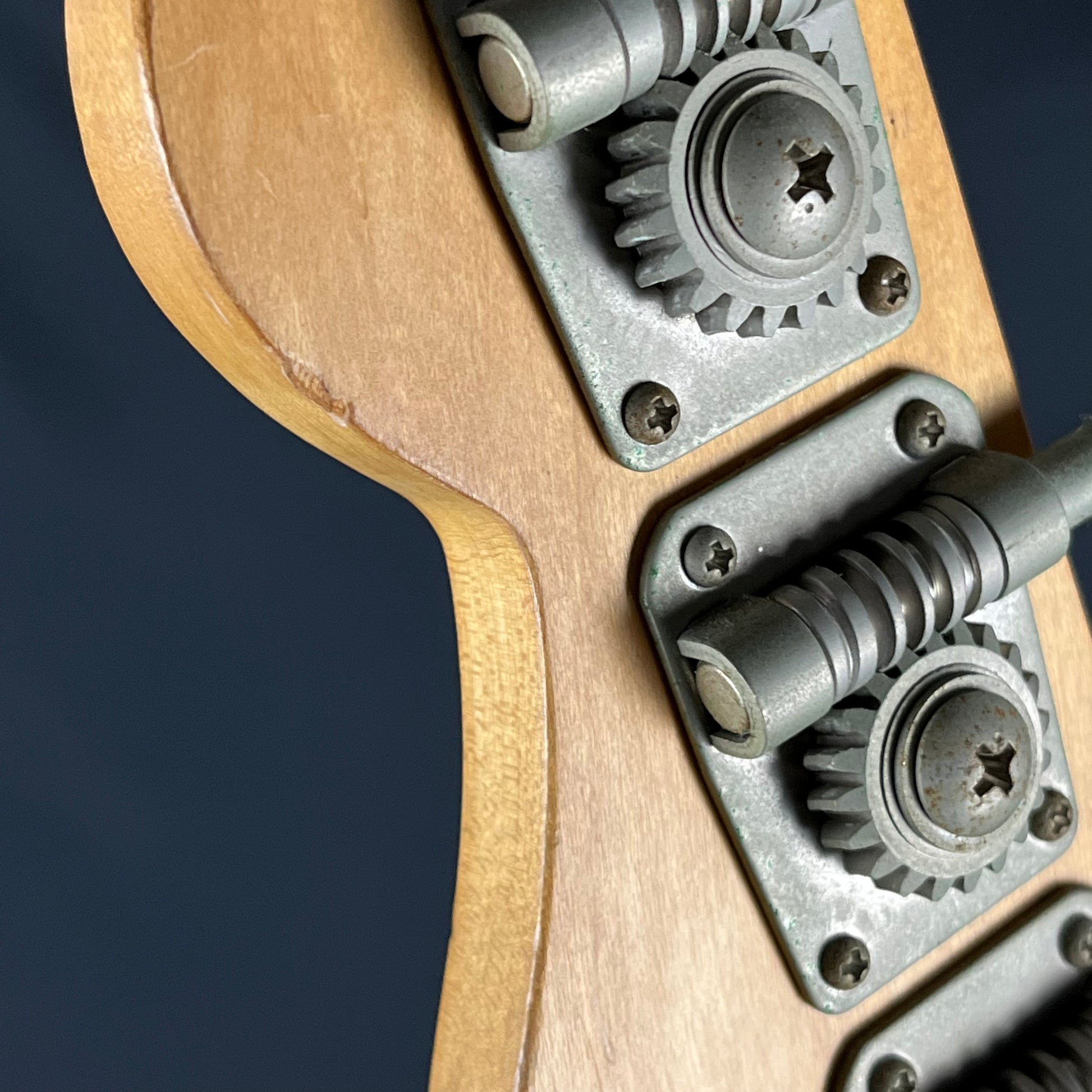 Squier Japan Silver Series Precision Bass