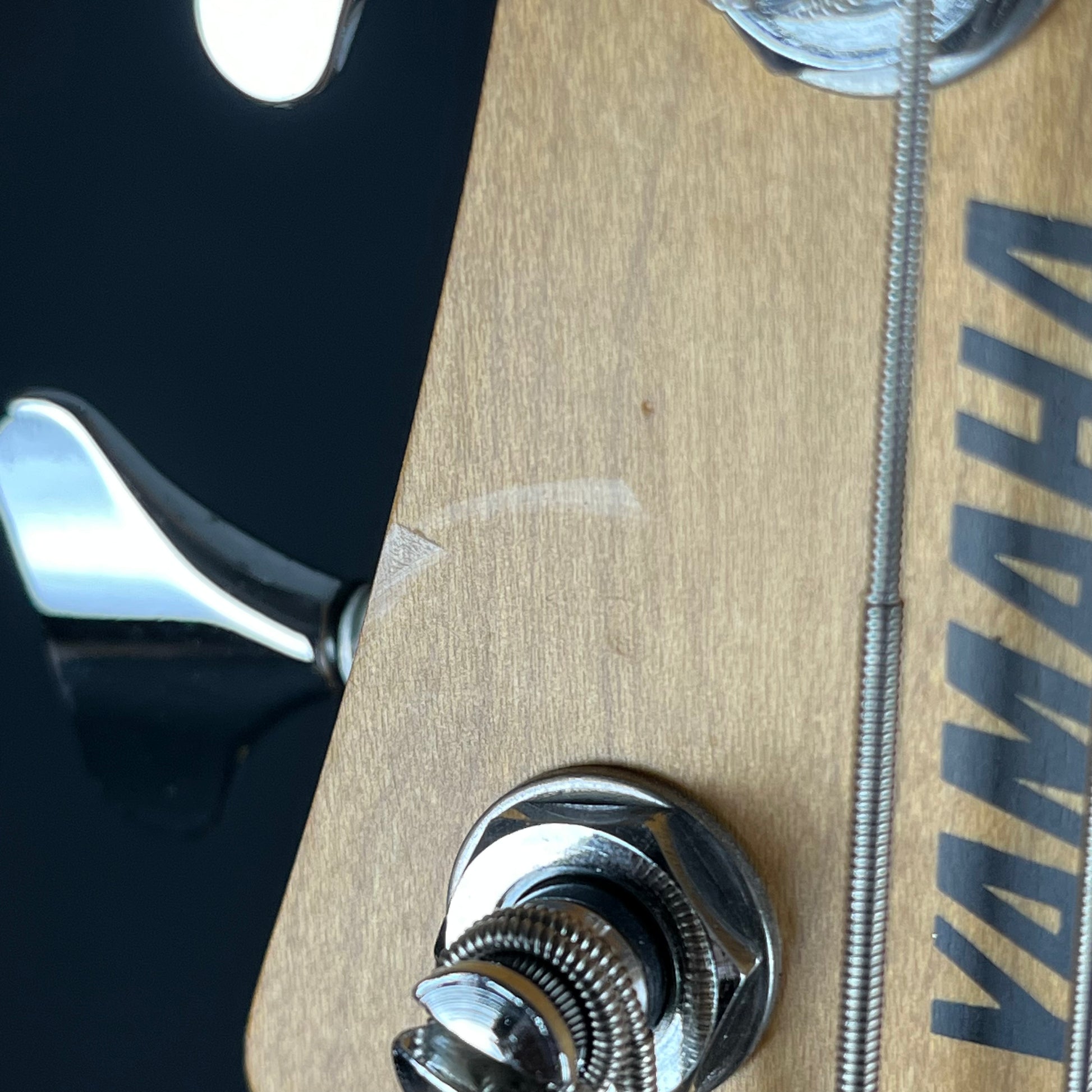 YAMAHA RBX360 Bass