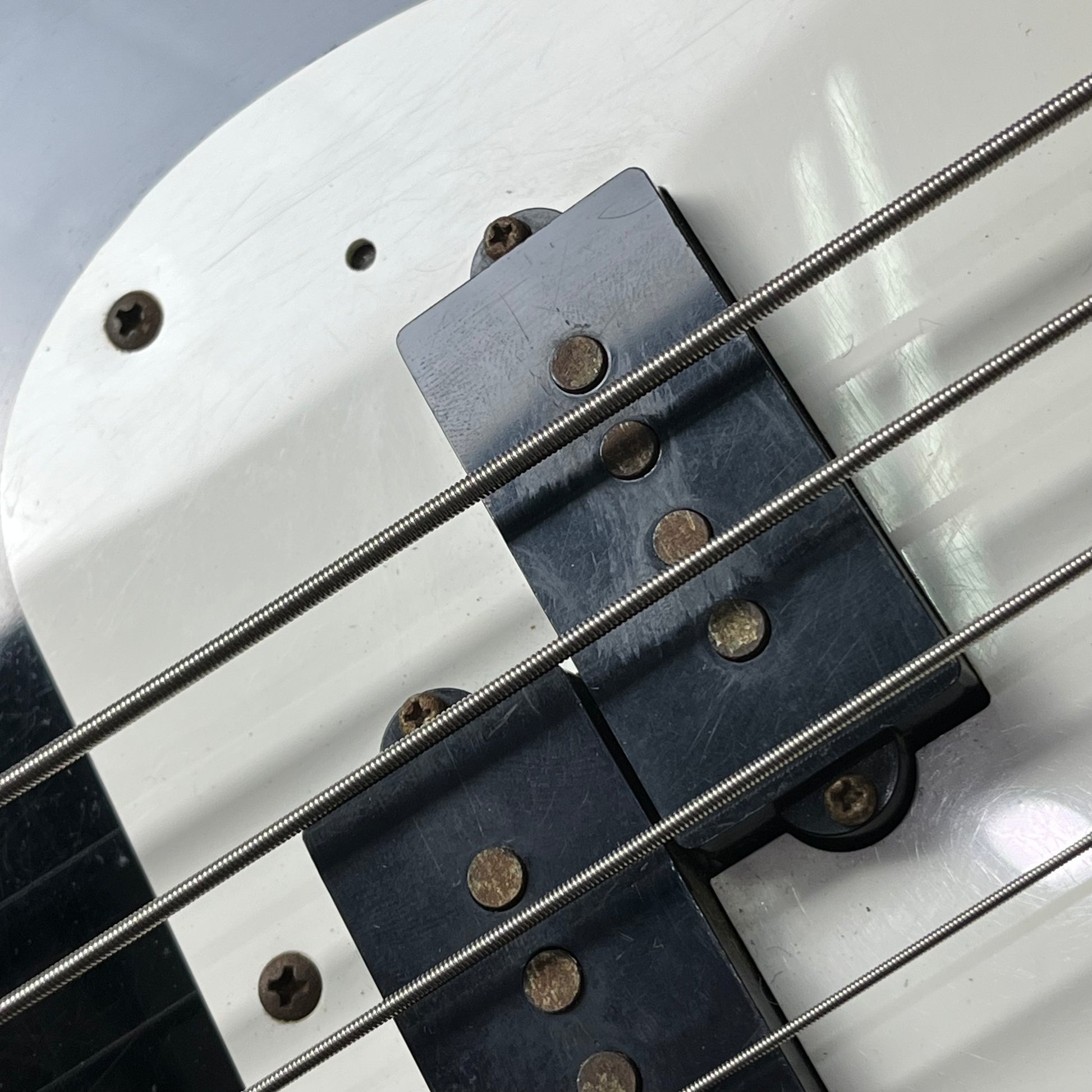 Squier Japan Silver Series Precision Bass