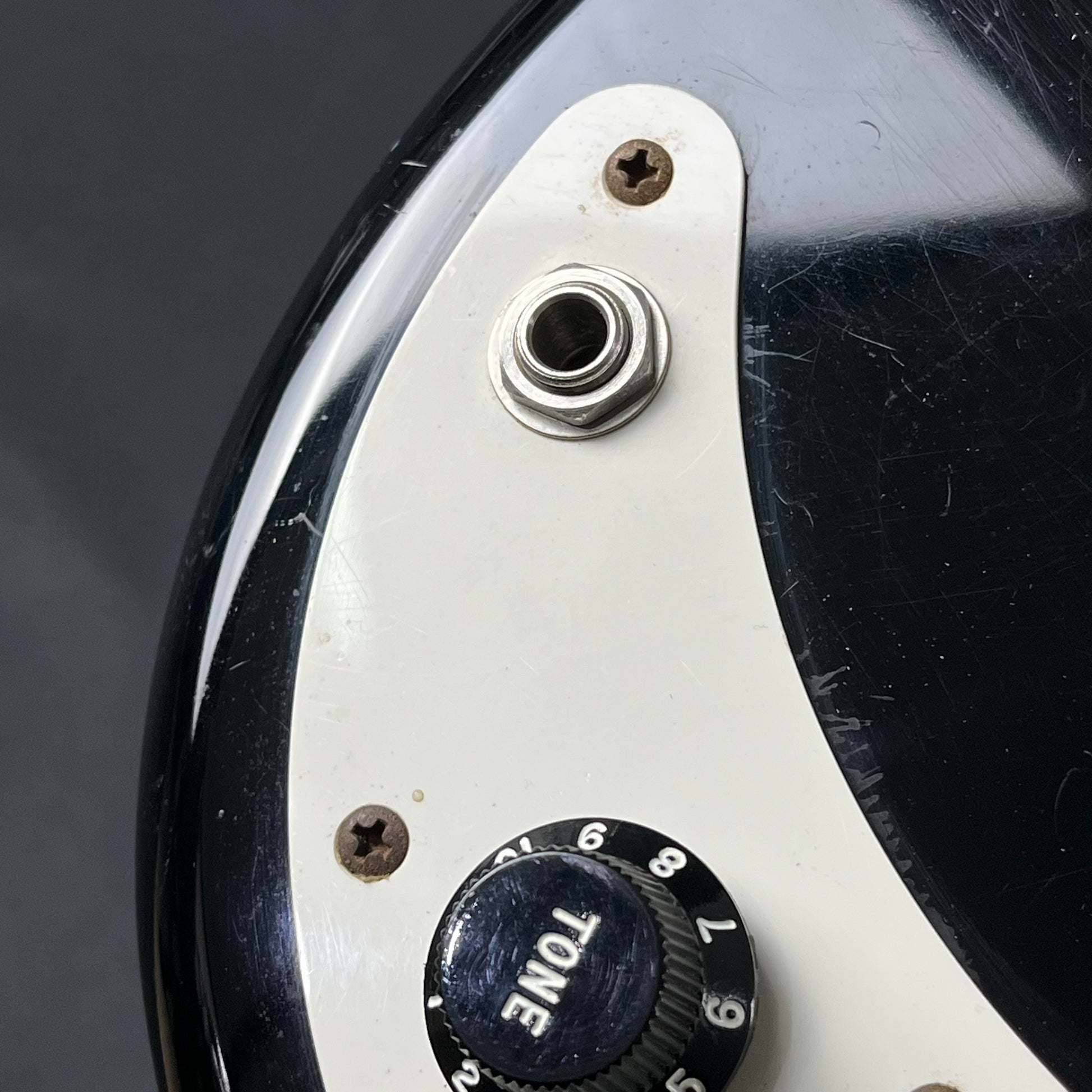 Squier Japan Silver Series Precision Bass