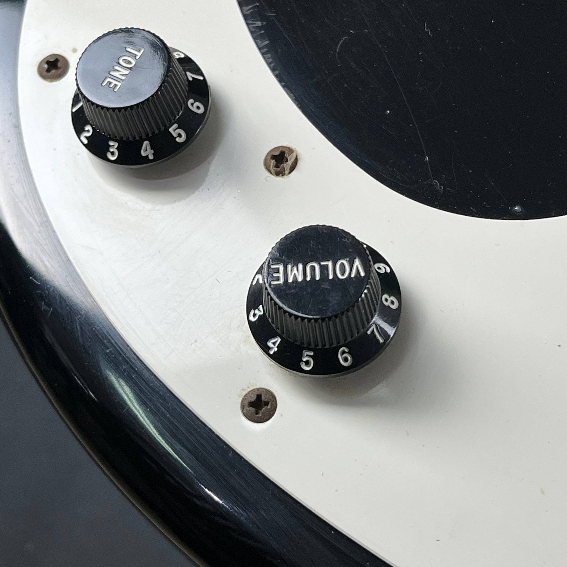 Squier Japan Silver Series Precision Bass