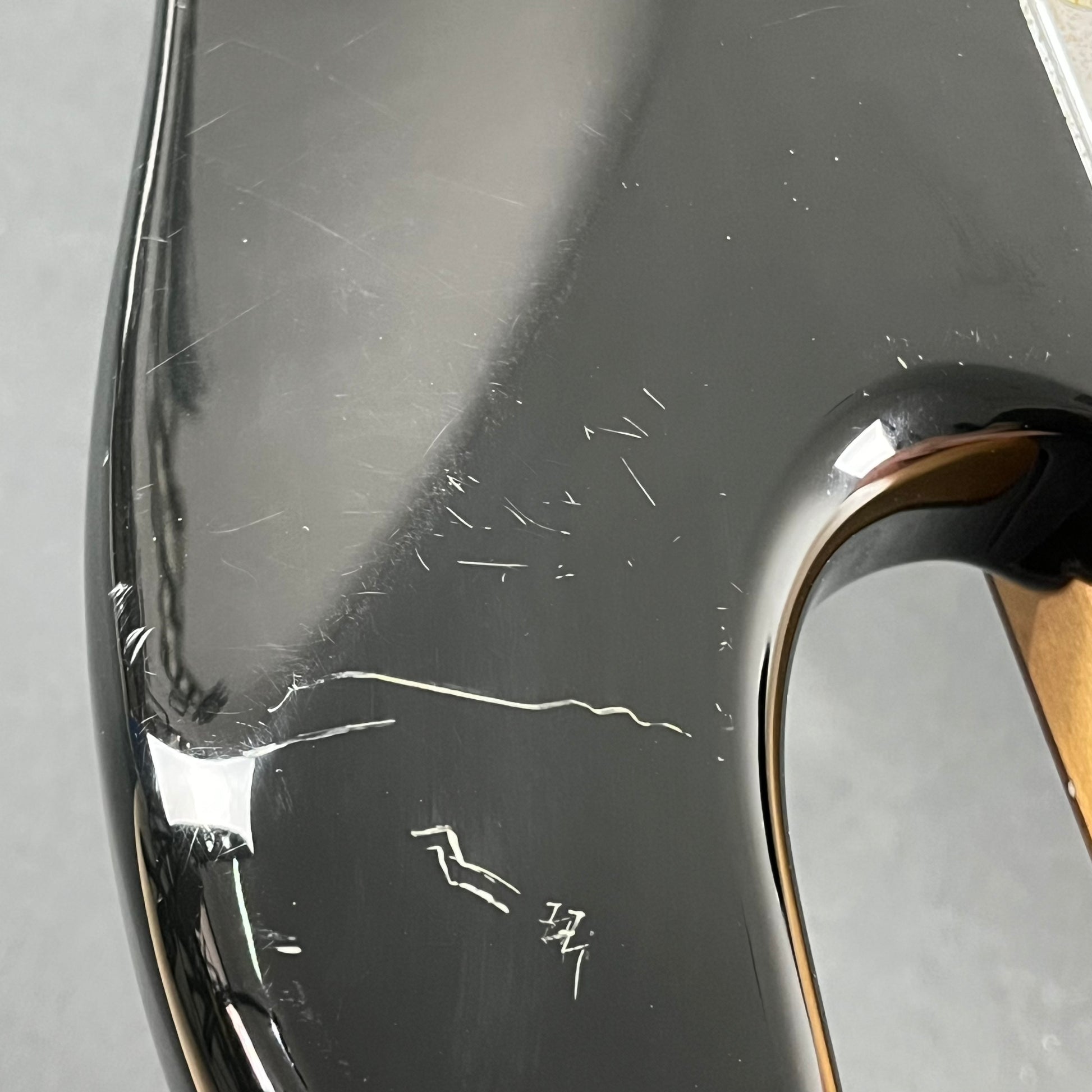 Squier Japan Silver Series Precision Bass