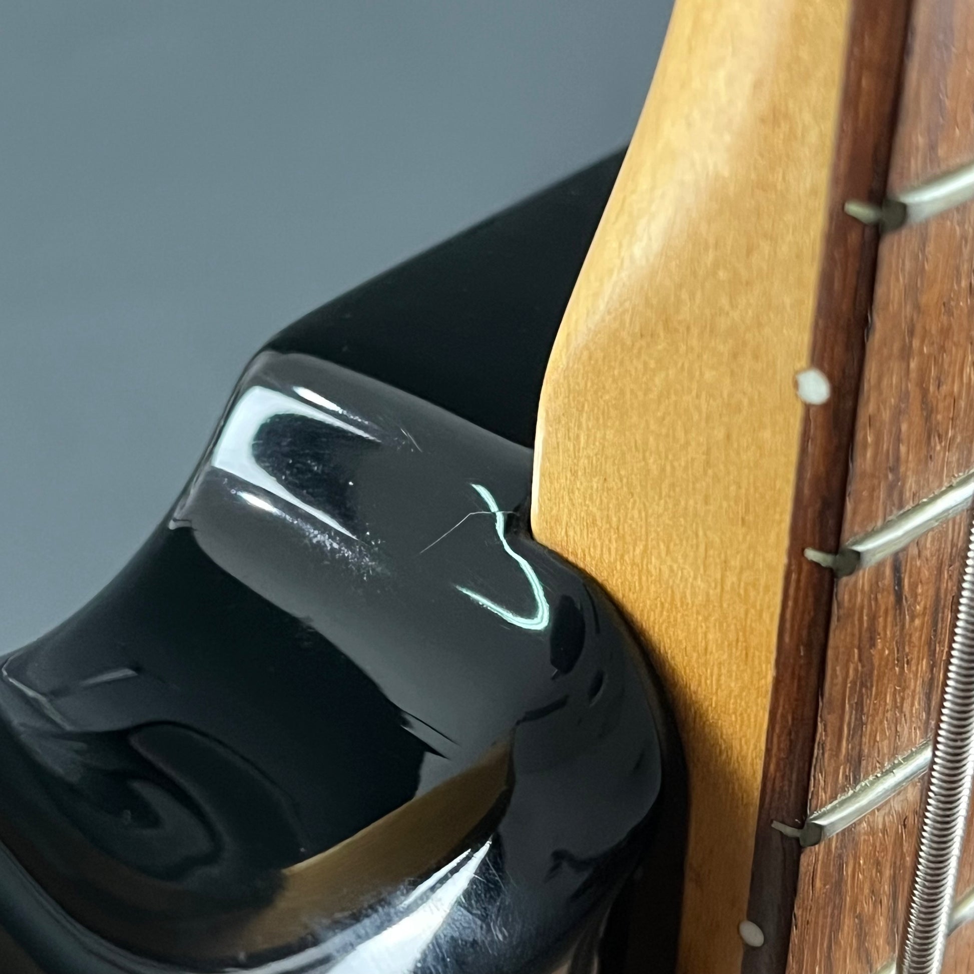 Squier Japan Silver Series Precision Bass