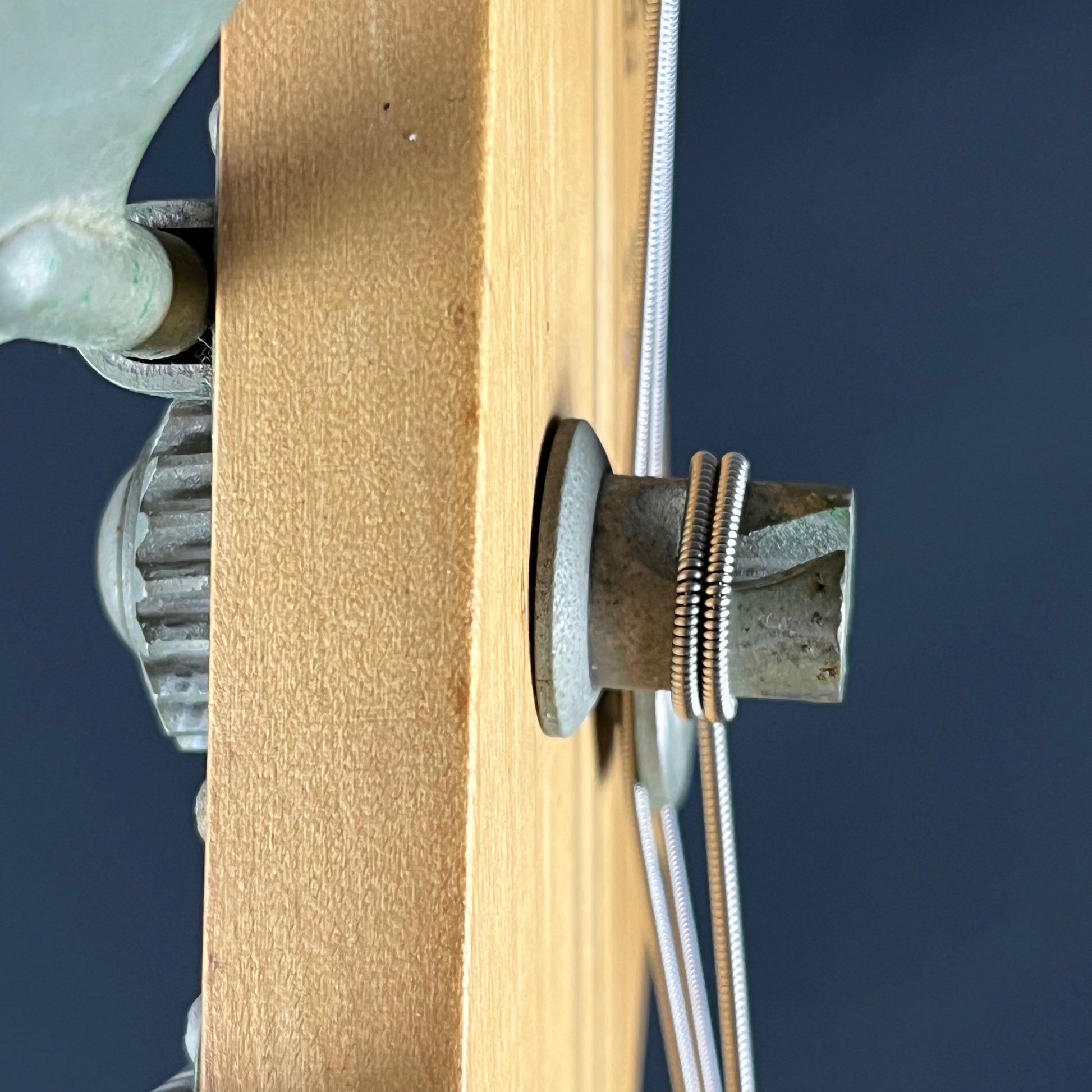 Squier Japan Silver Series Precision Bass