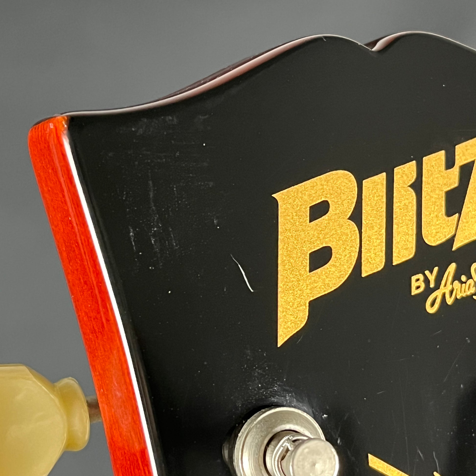 Blitz by Aria Pro II Leopard
