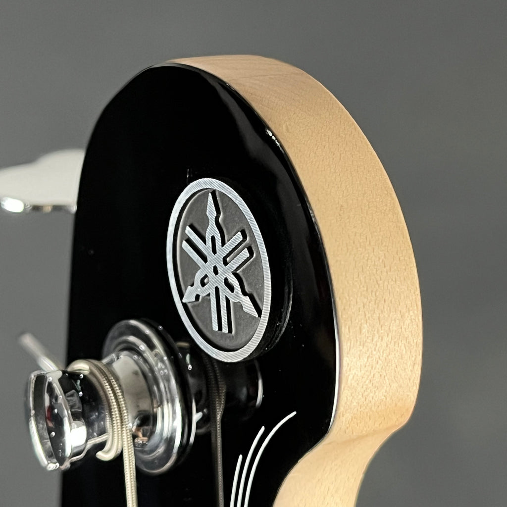 YAMAHA BB434 Bass