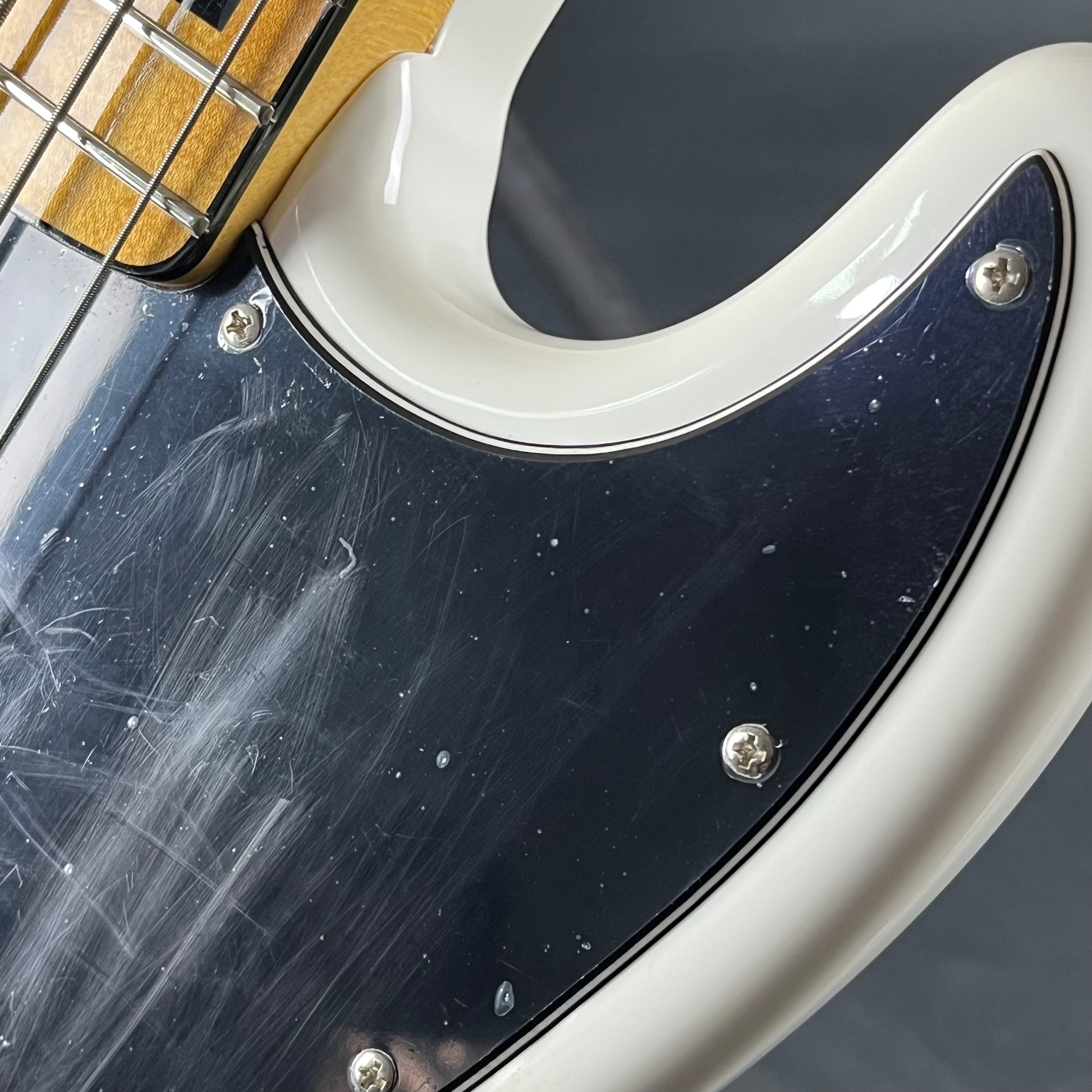 Squier Vintage Modified 70s Jazz Bass
