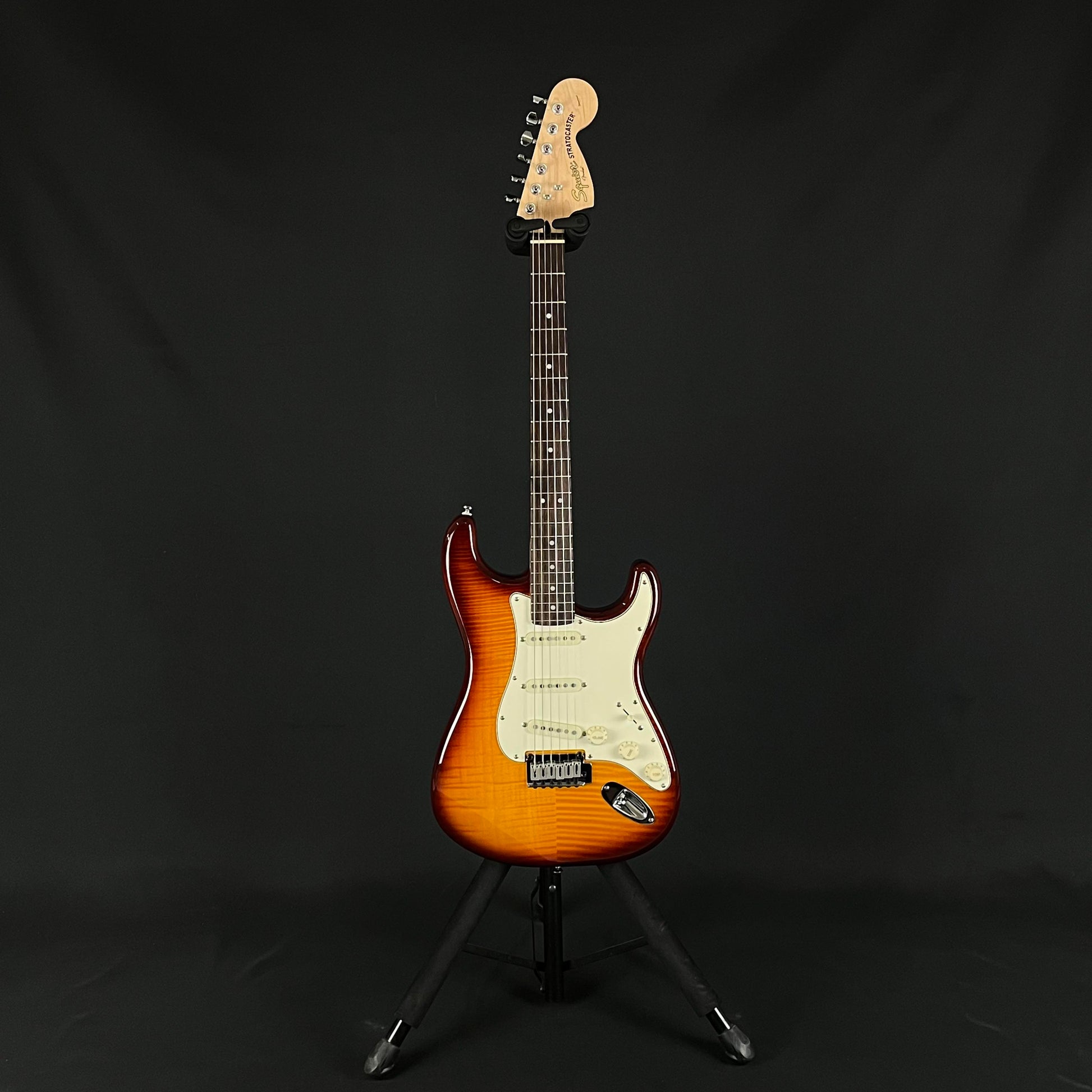 Squier Standard Stratocaster FMT 2015