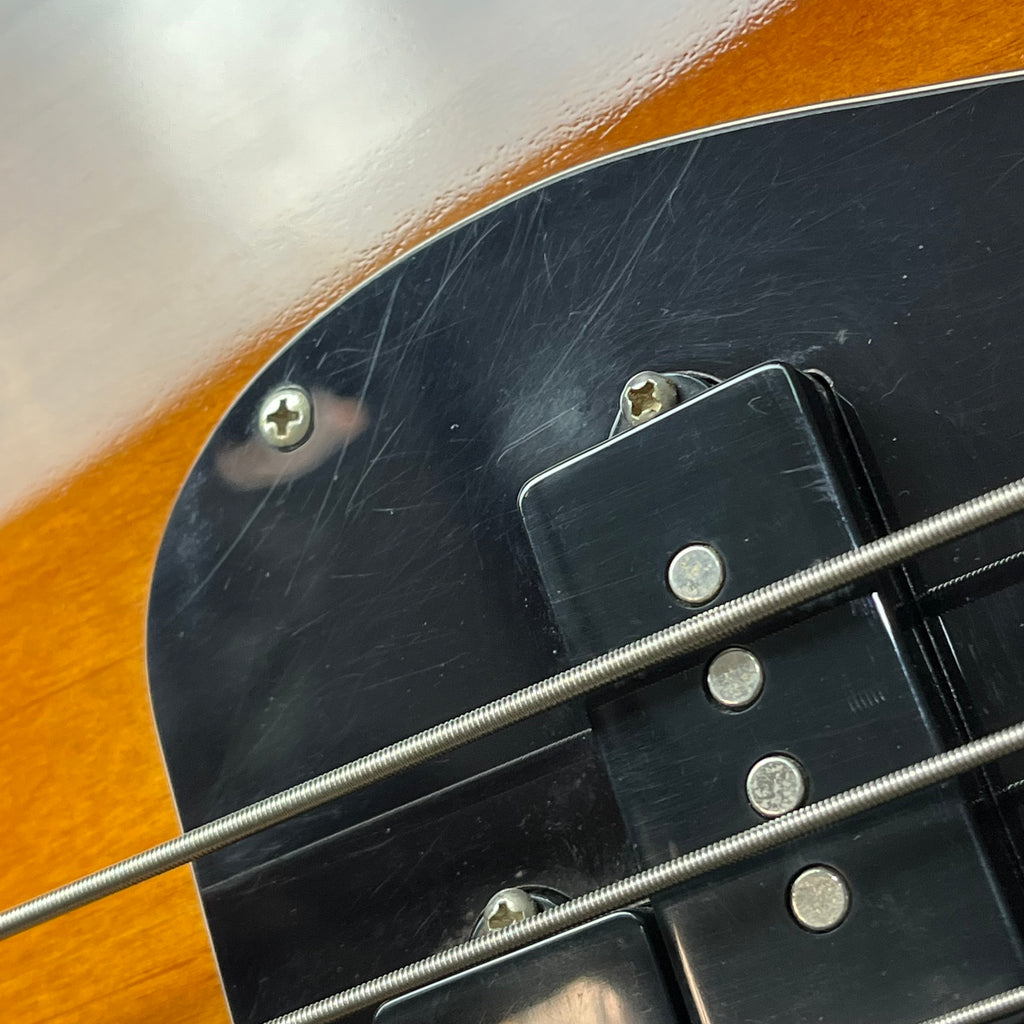 Squier Precision Bass