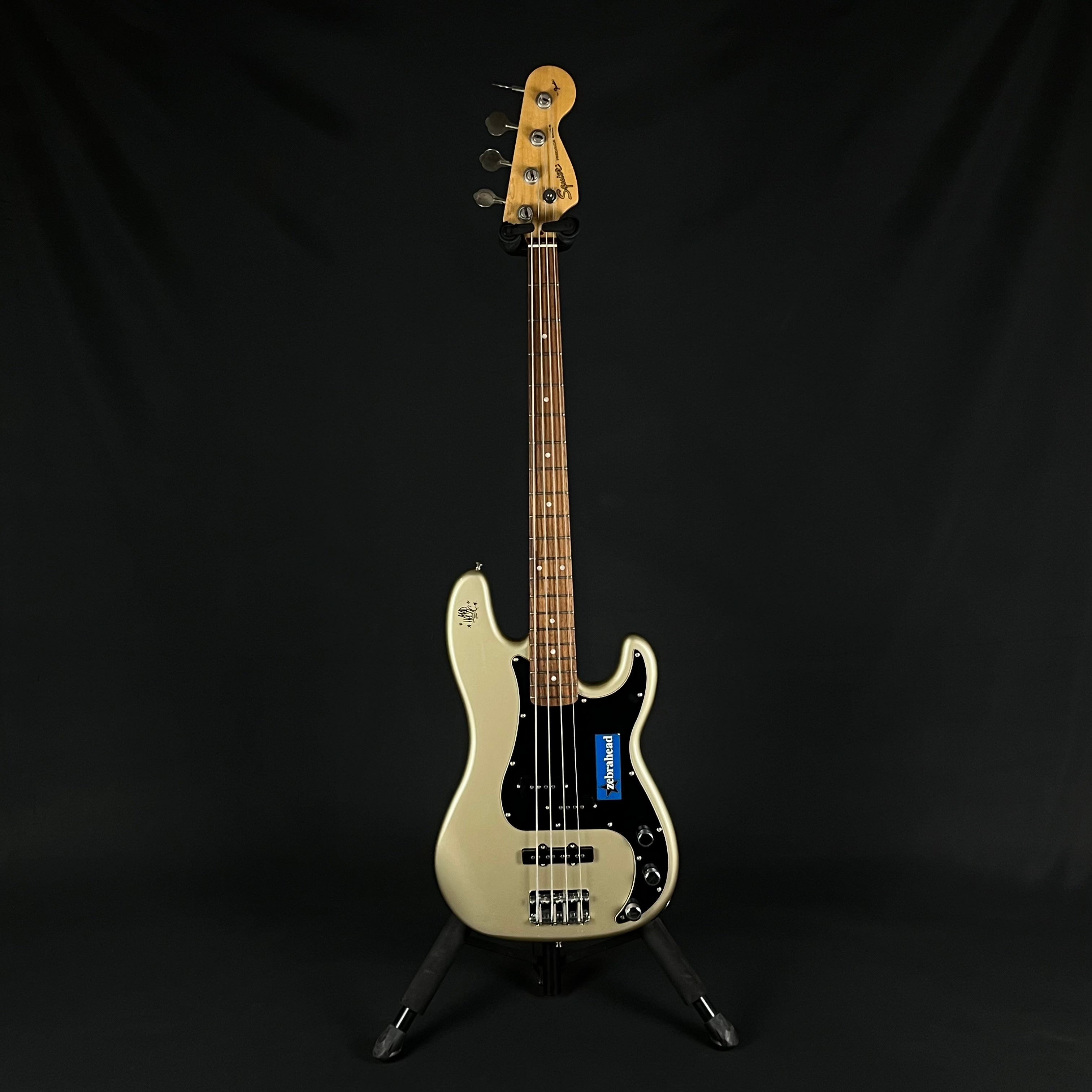Squier Precision Bass PJ