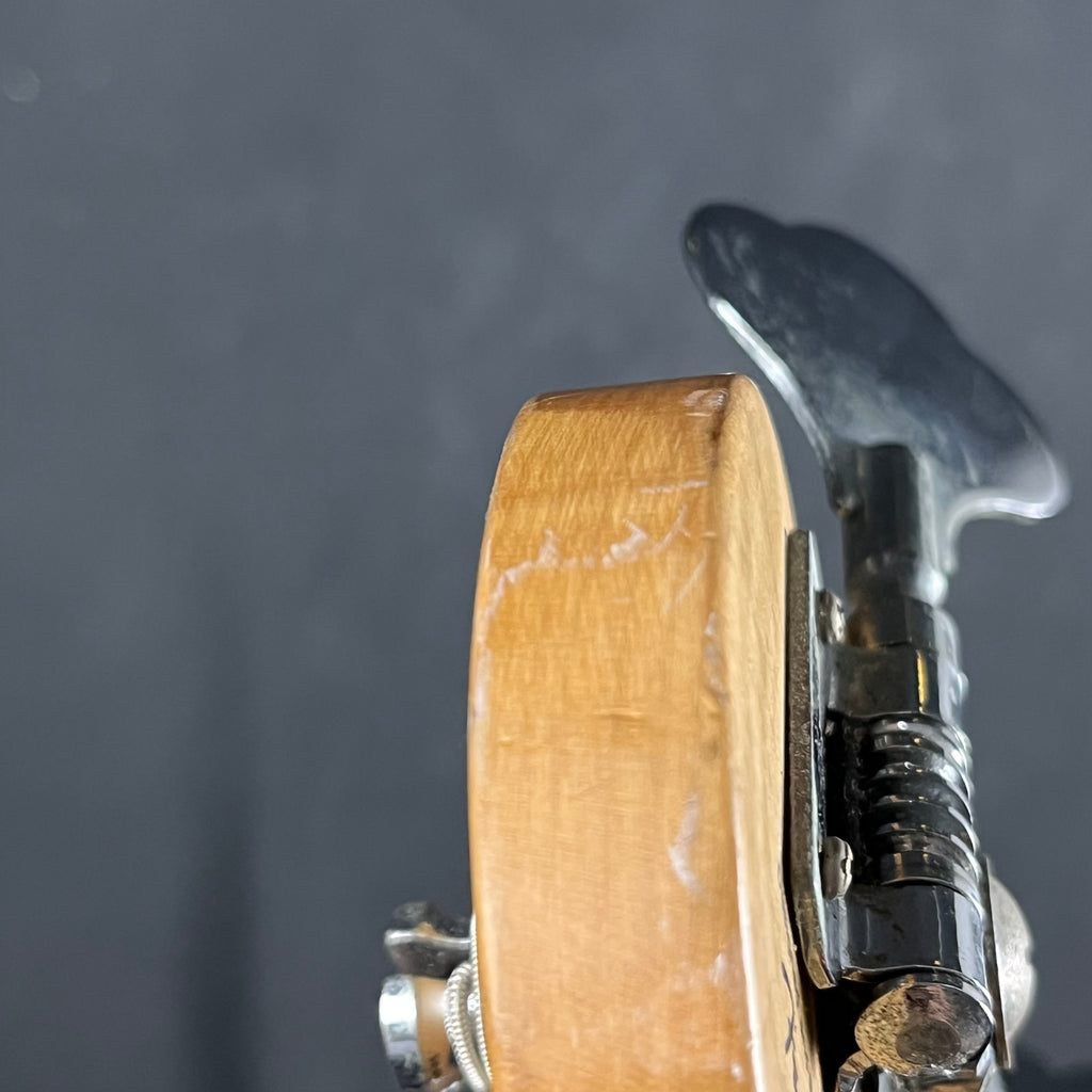 Squier Active Jazz Bass