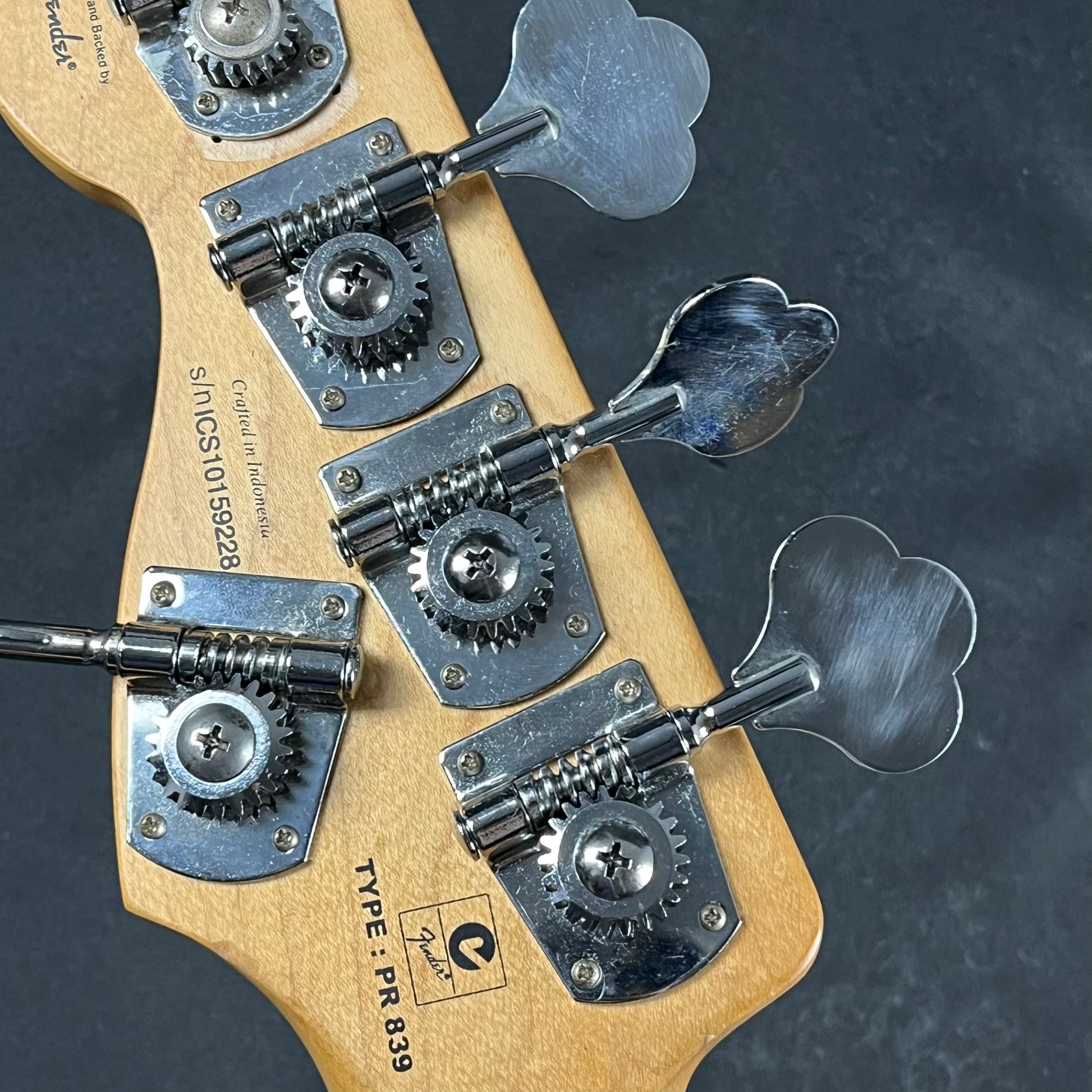 Squier Active Jazz Bass