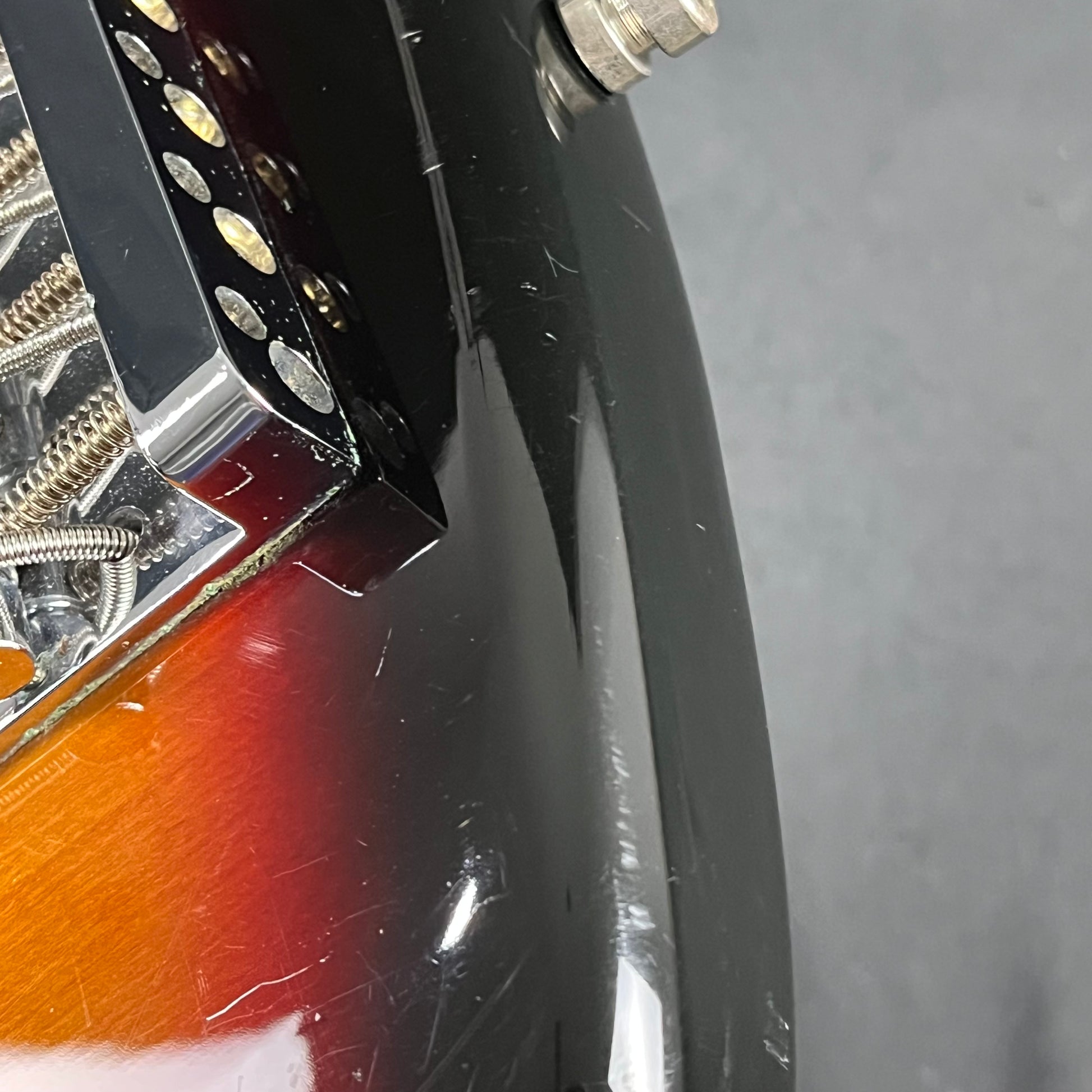 Squier Active Jazz Bass