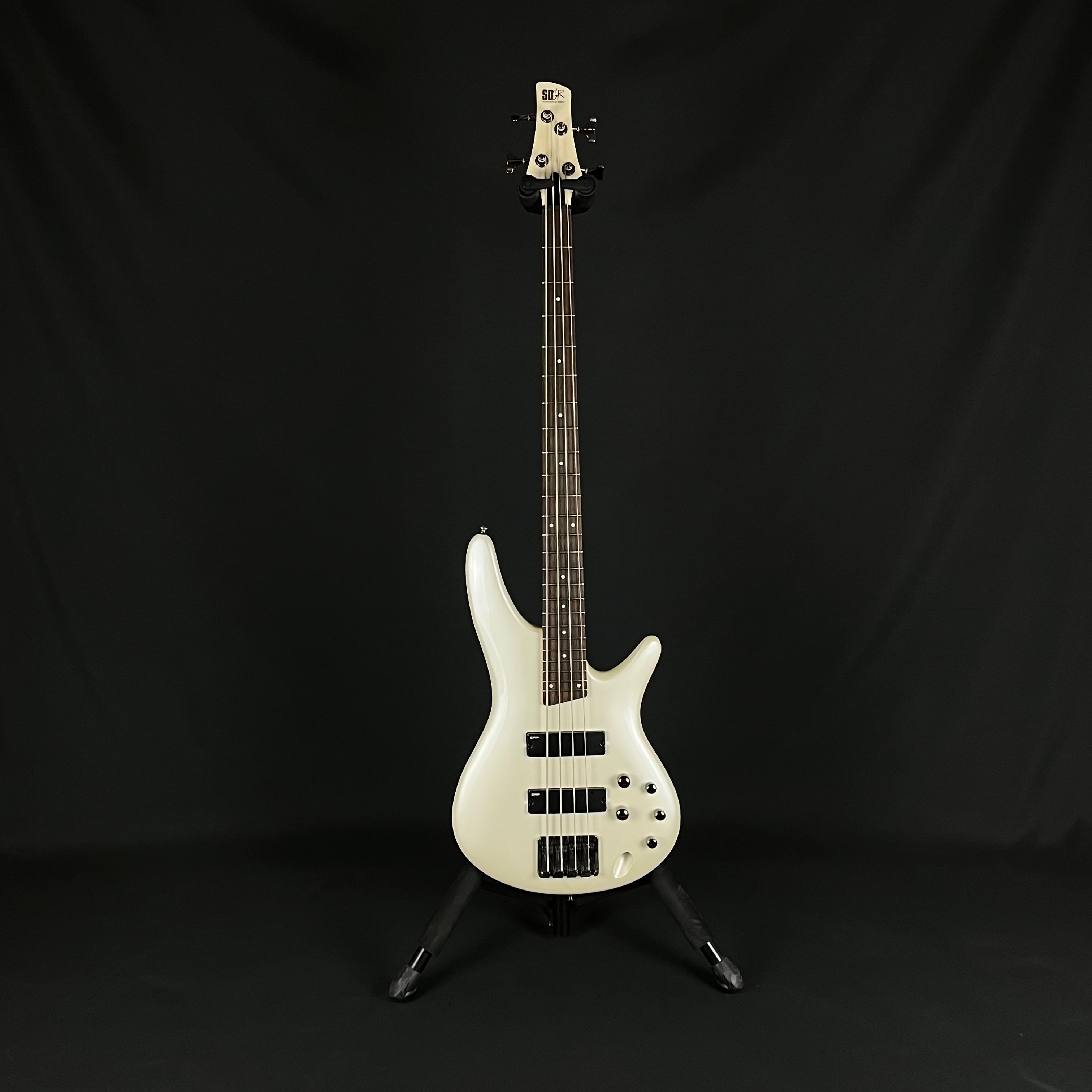 Ibanez SR300 Bass