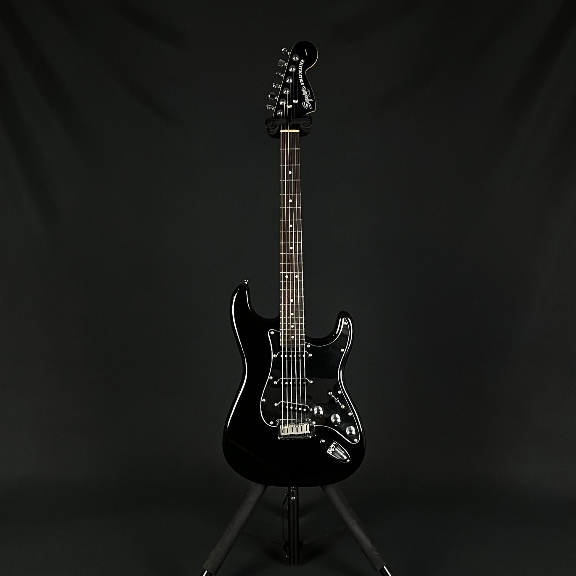 Squier Standard Stratocaster MH