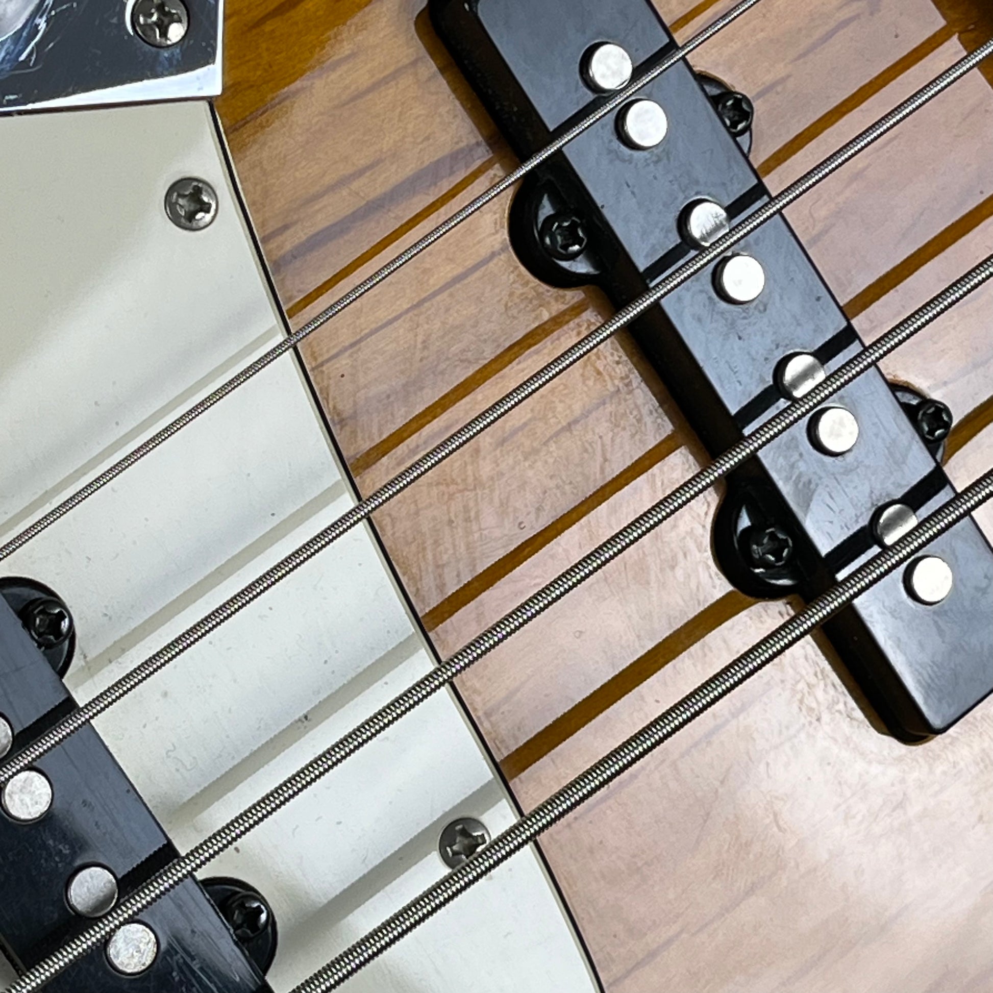 Bacchus Universe Series Jazz Bass