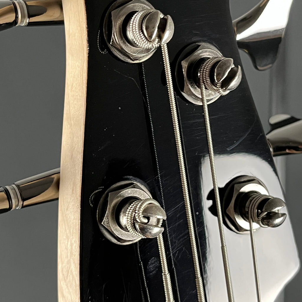 YAMAHA TRBX304 Bass