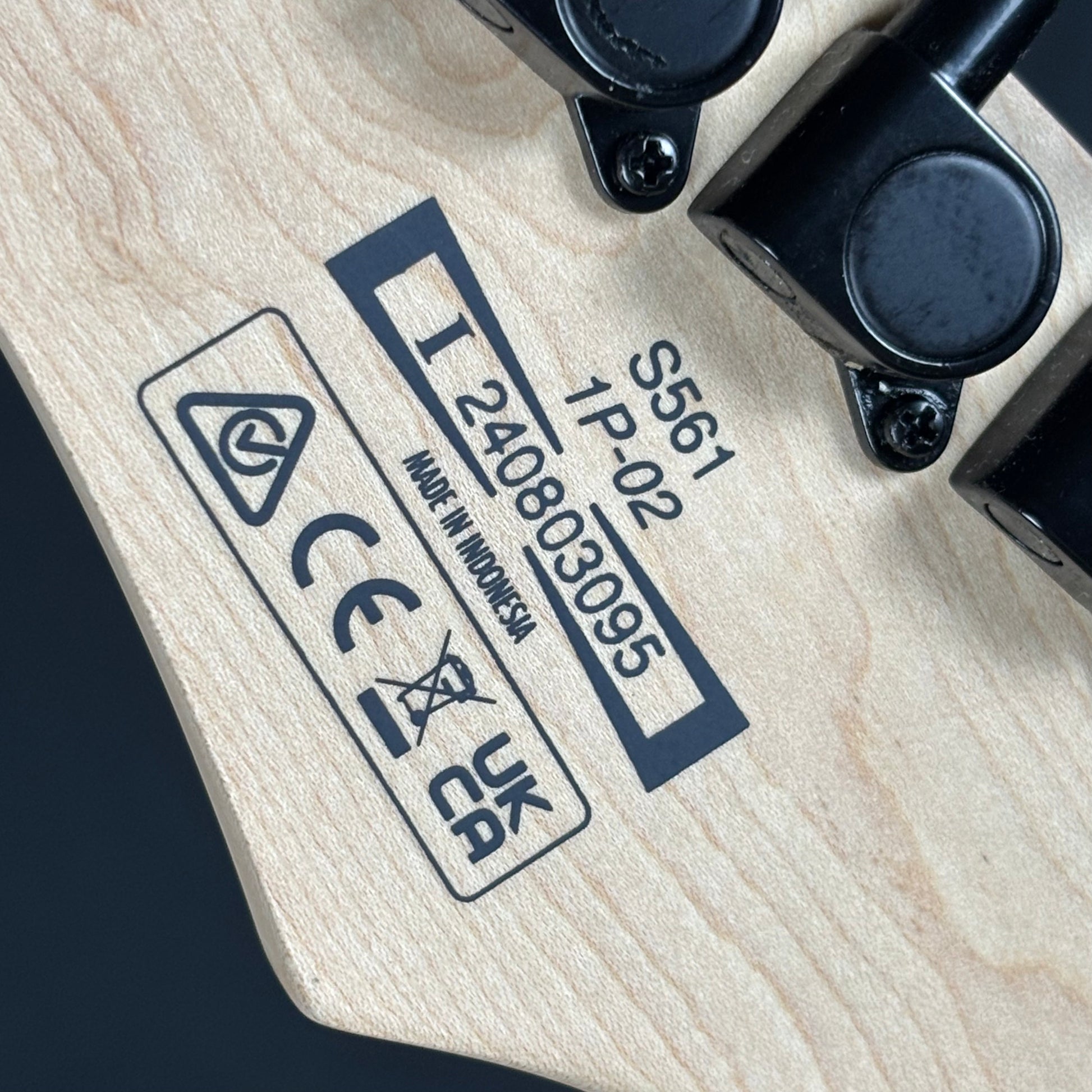Ibanez S561