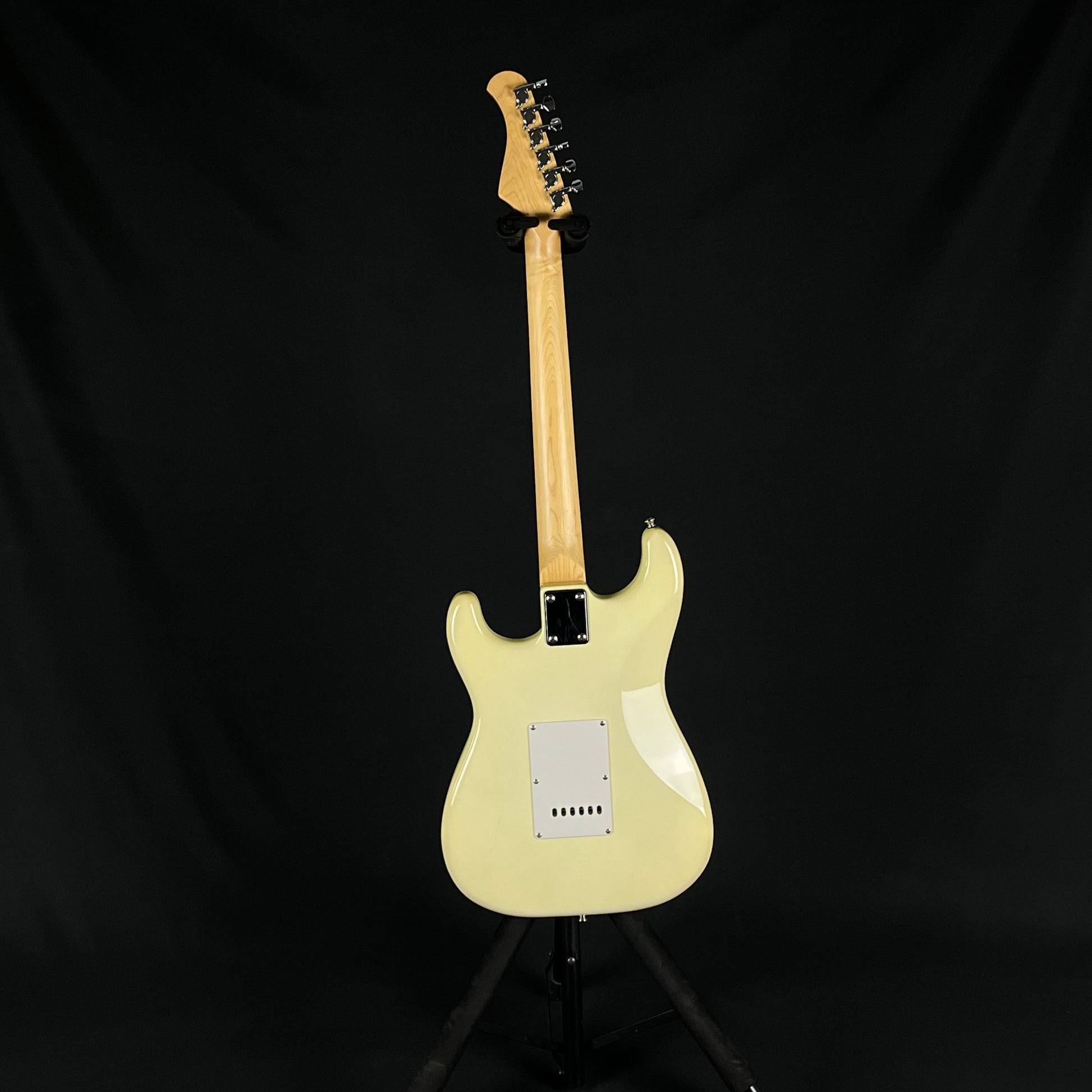 Bacchus BST-1R Stratocaster