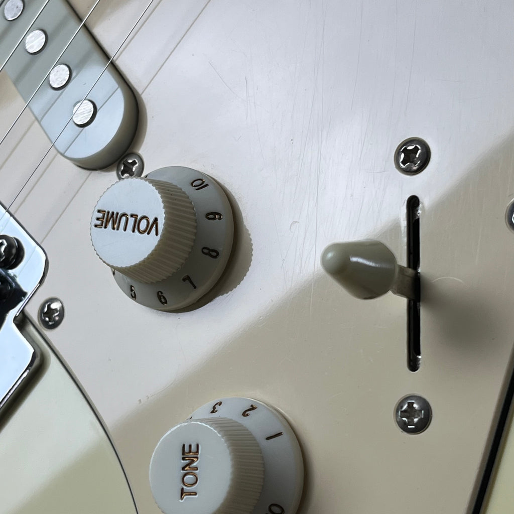 Bacchus BST-1R Stratocaster