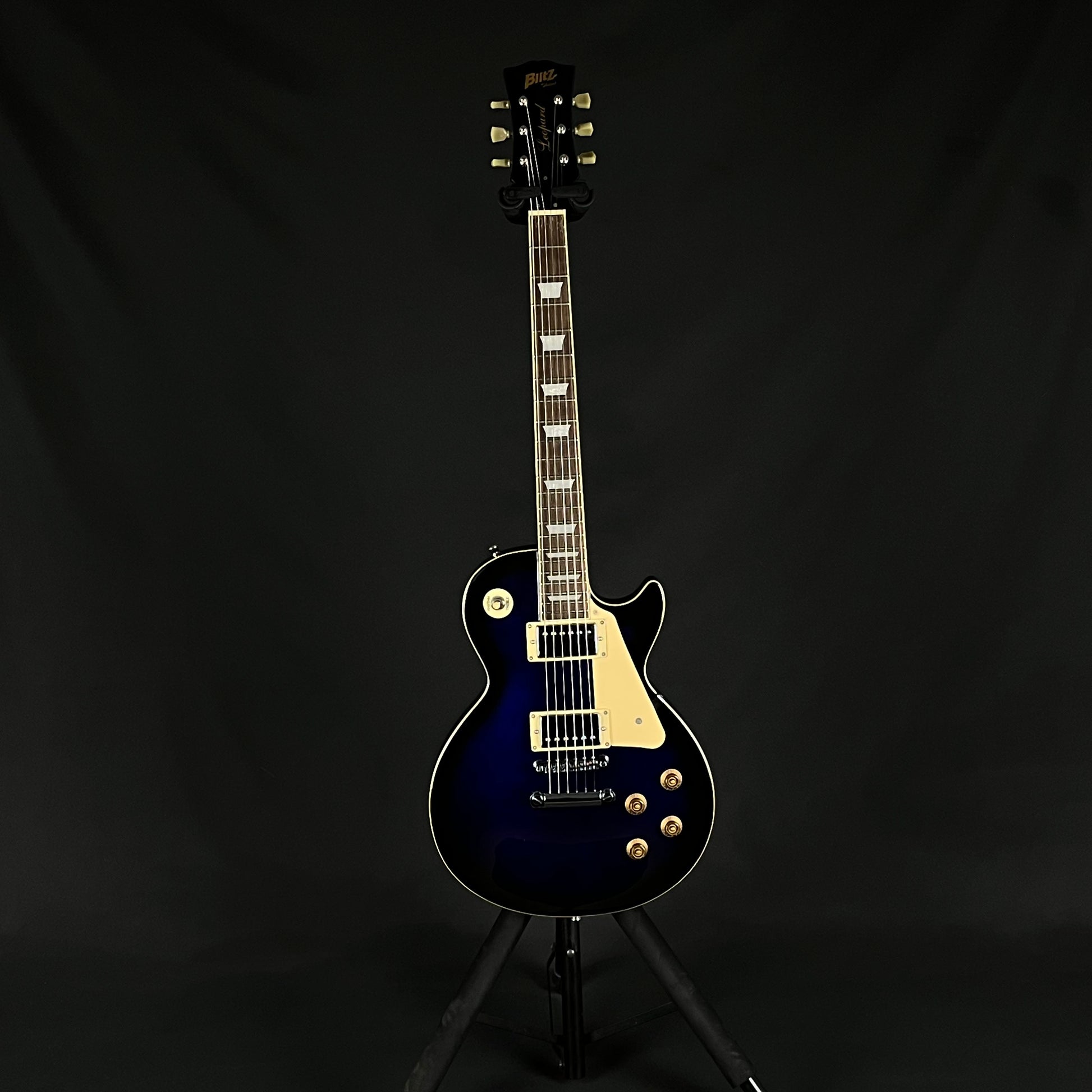 Blitz by Aria Pro II Leopard