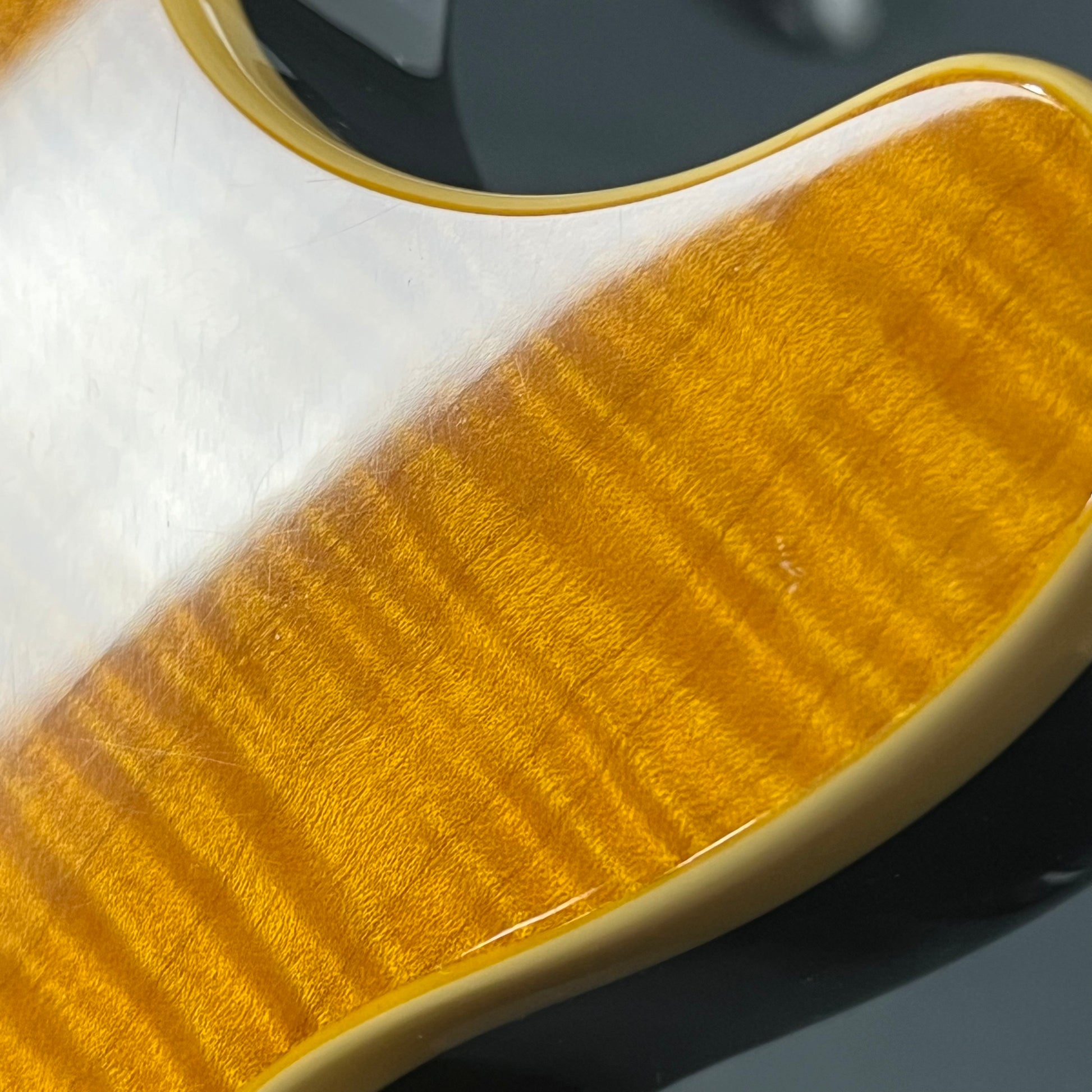 MUSIC MAN AXIS Trance Gold