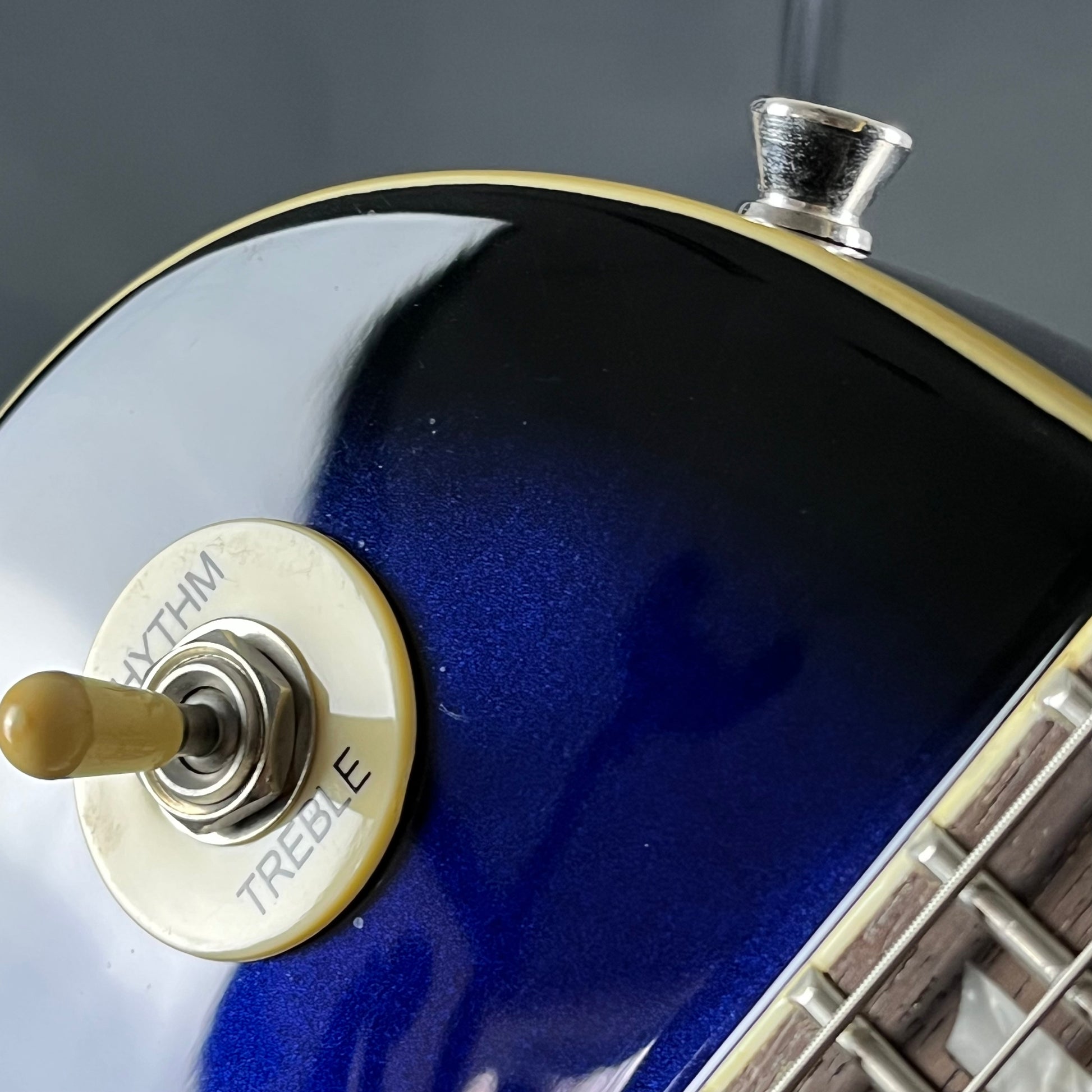 Blitz by Aria Pro II Leopard