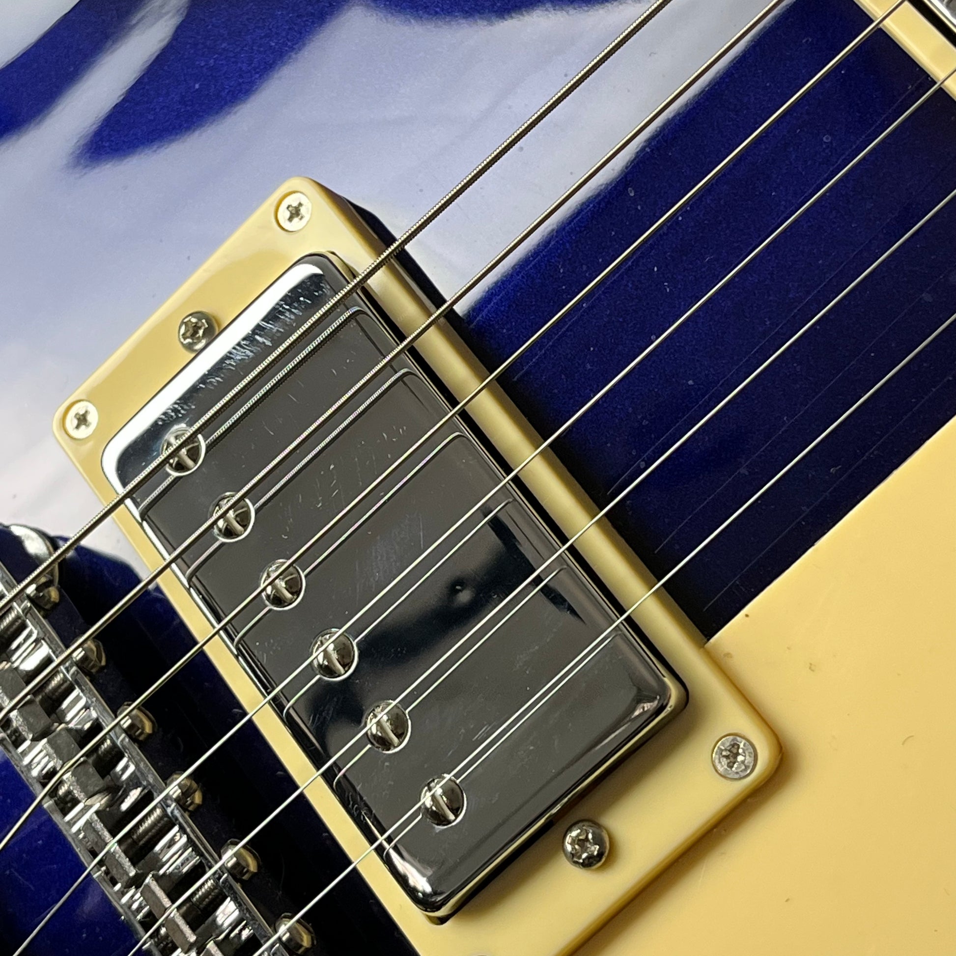 Blitz by Aria Pro II Leopard