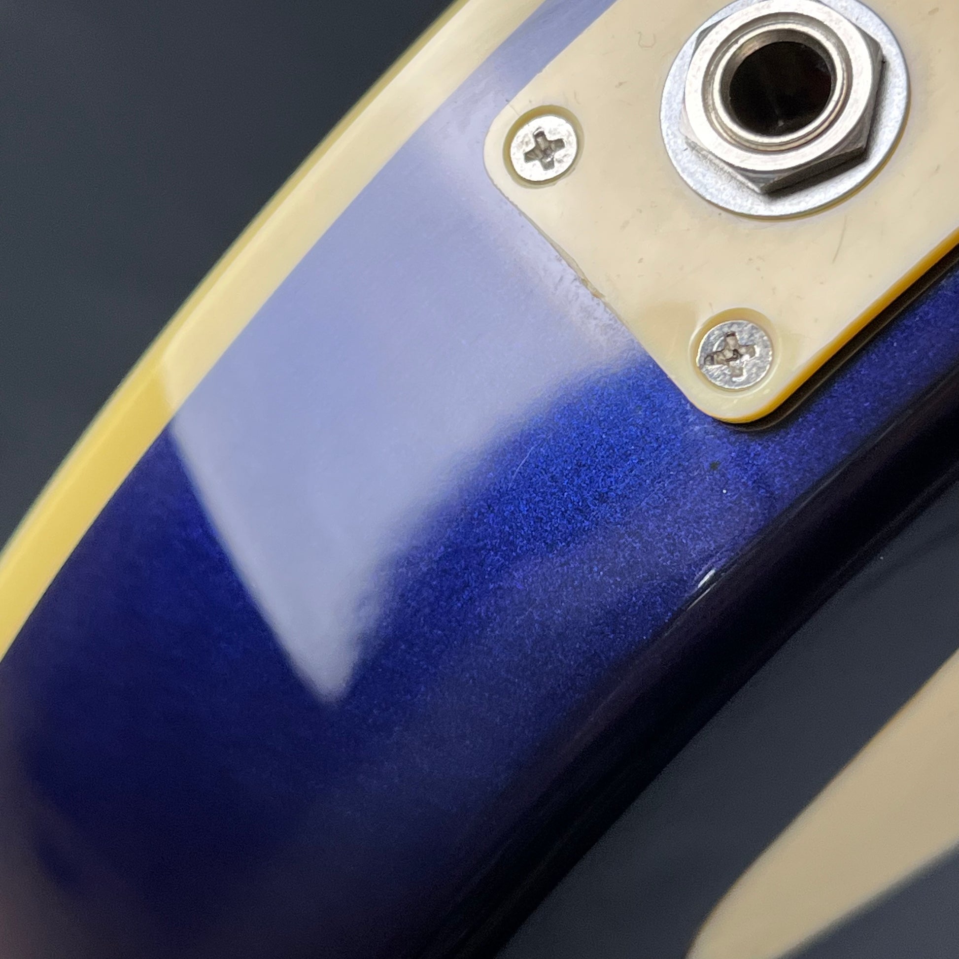 Blitz by Aria Pro II Leopard