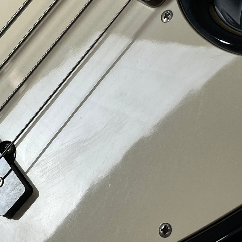 Squier Affinity Jazz Bass