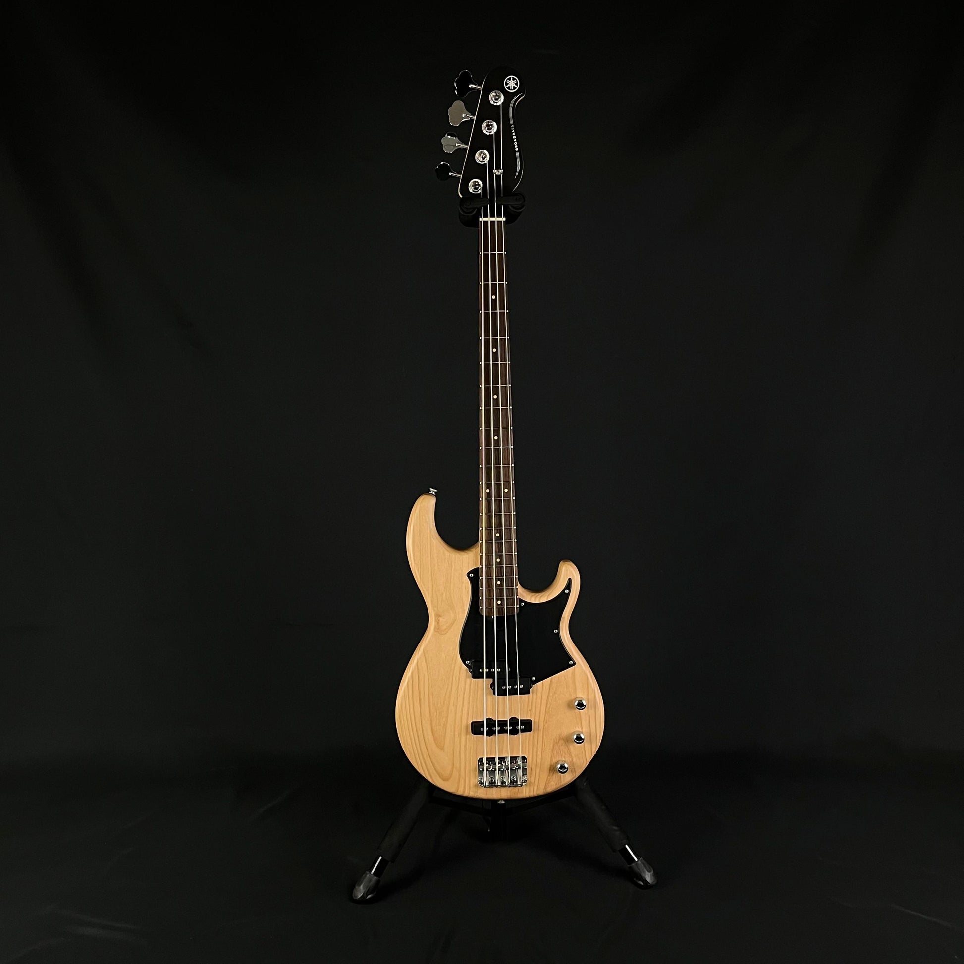 YAMAHA BB234 Bass