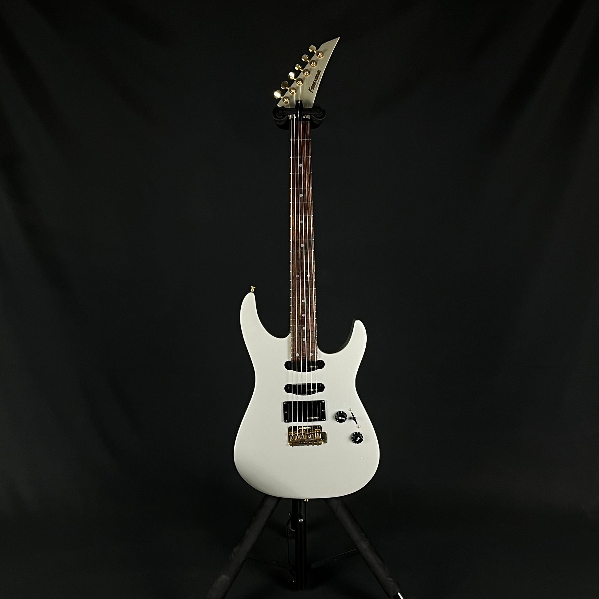 Fernandes STJ-40
