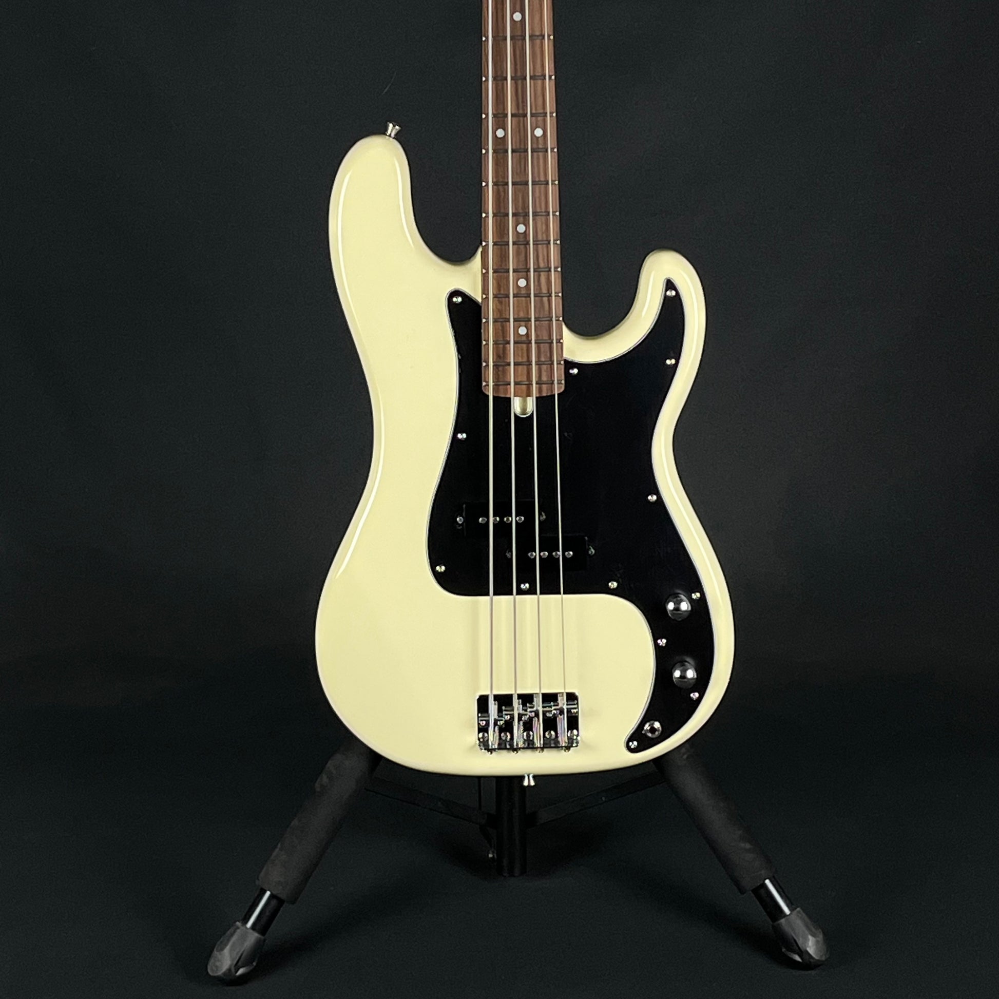 Bacchus Universe Series Precision Bass