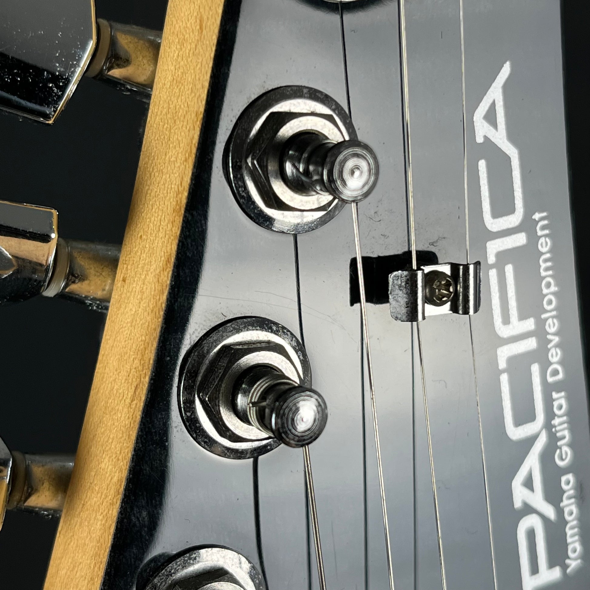 YAMAHA PAC212VFM