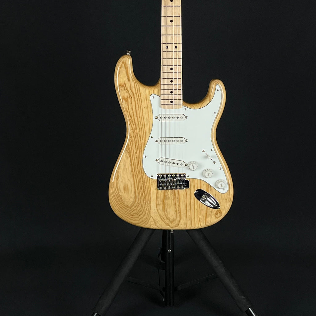 Fender Japan Traditional ll 70s Stratocaster 2022