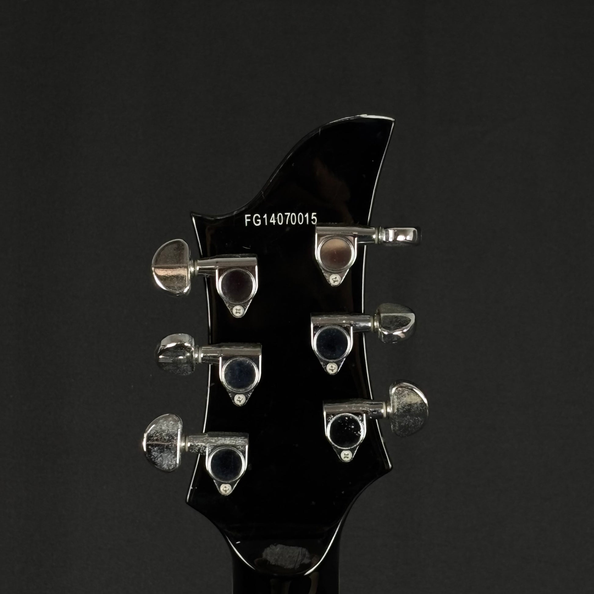 Fernandes Ravelle Steeler
