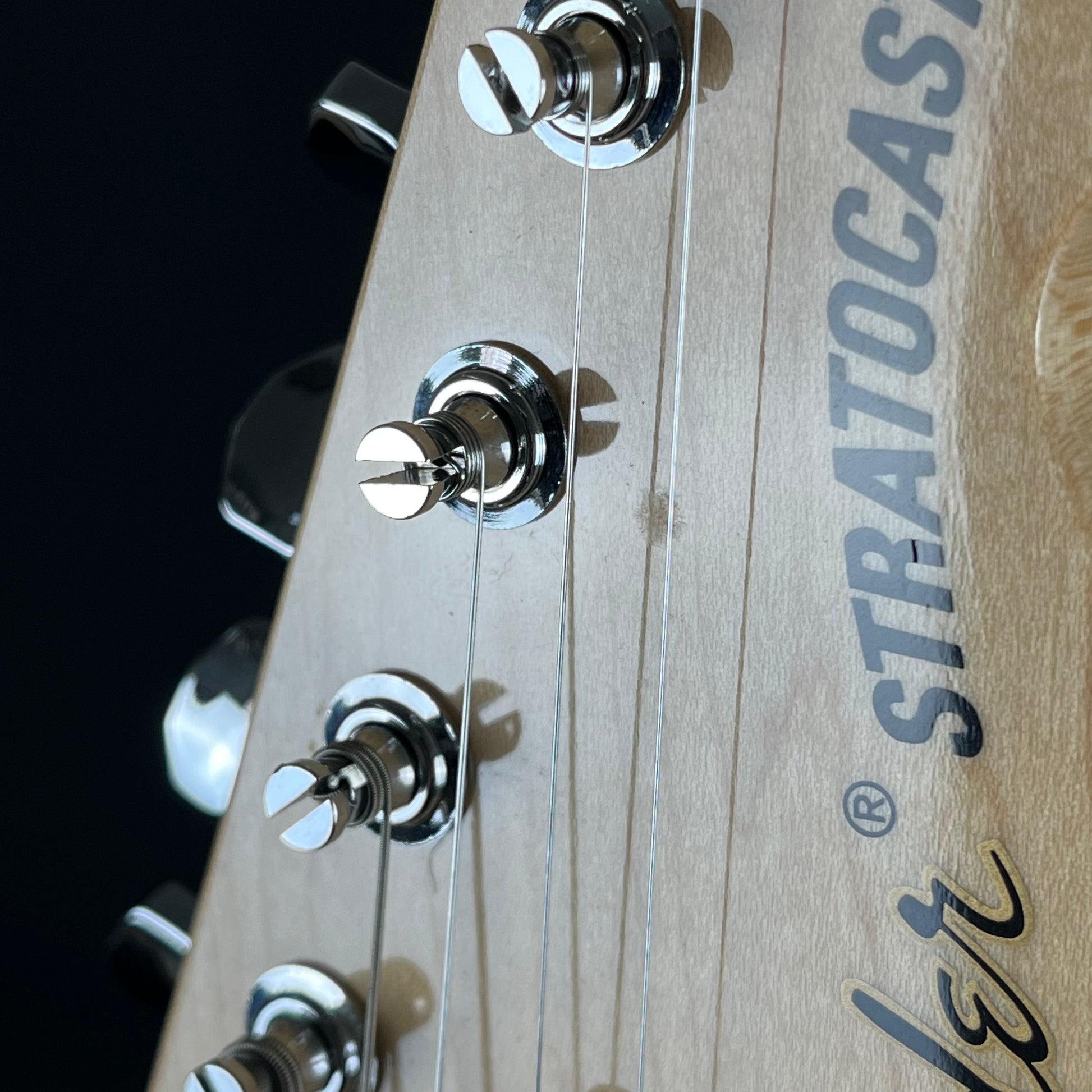 Fender Japan Traditional ll 70s Stratocaster 2022