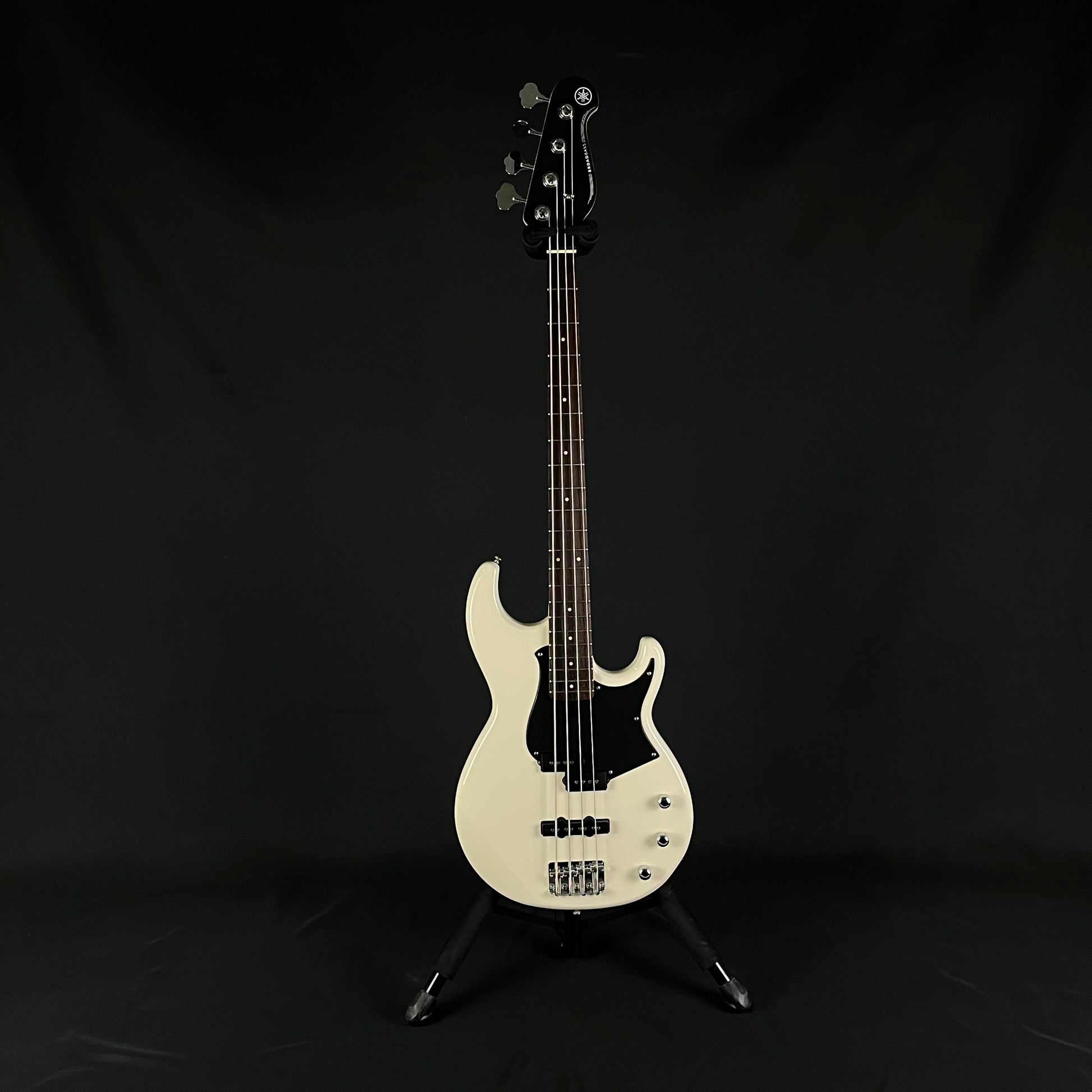 YAMAHA BB234 Bass