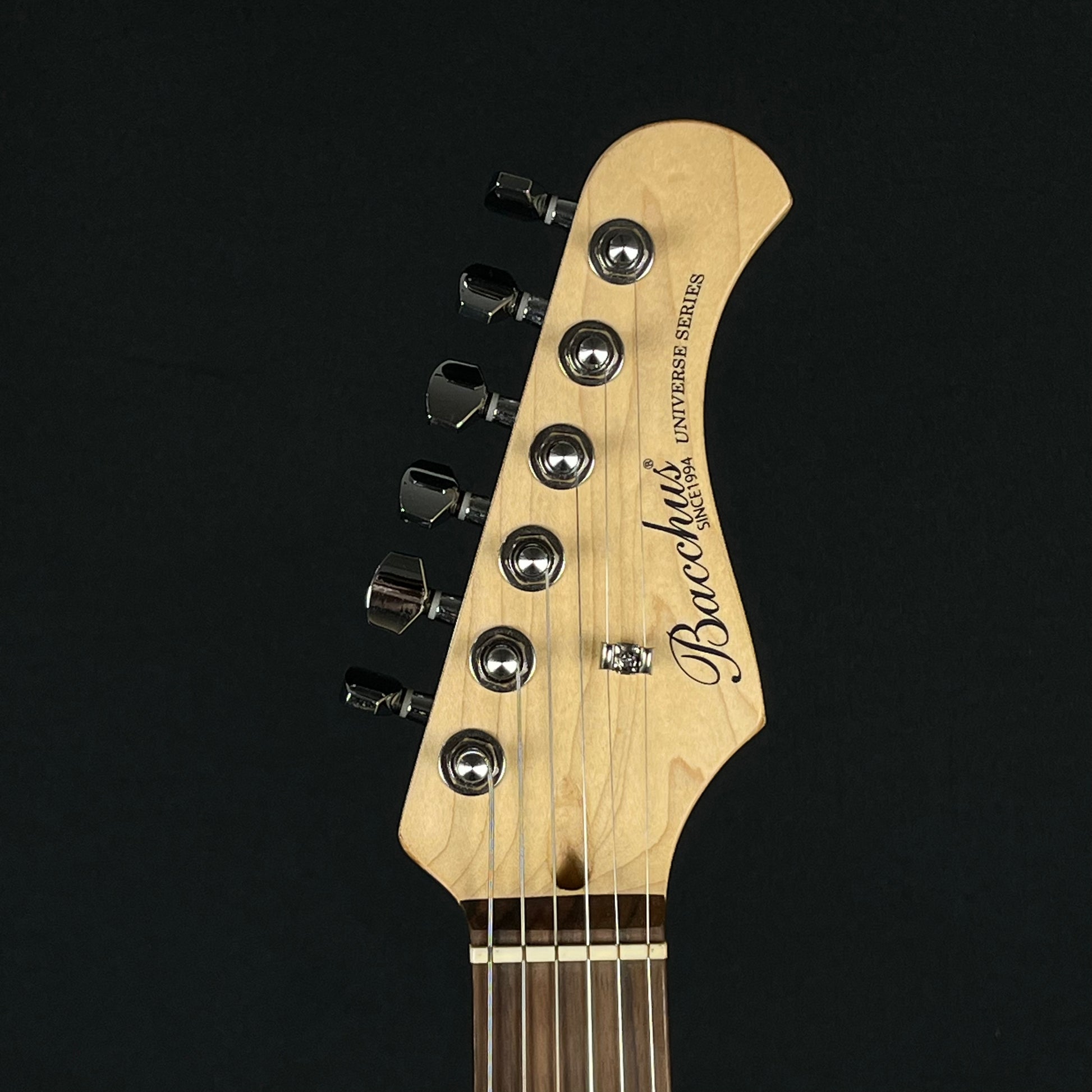 Bacchus Universe Series Mini Stratocaster **buzzing**