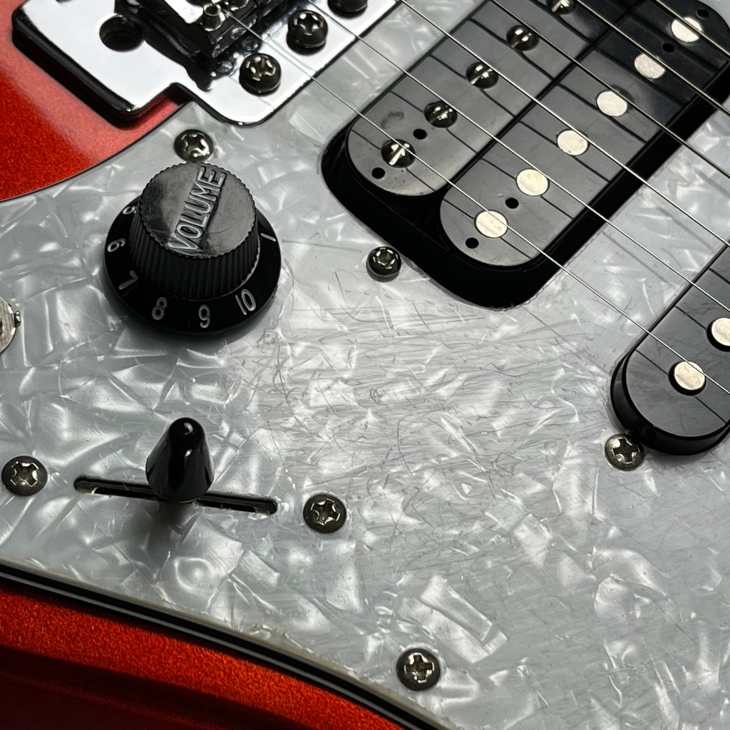 Bacchus Universe Series Mini Stratocaster **buzzing**