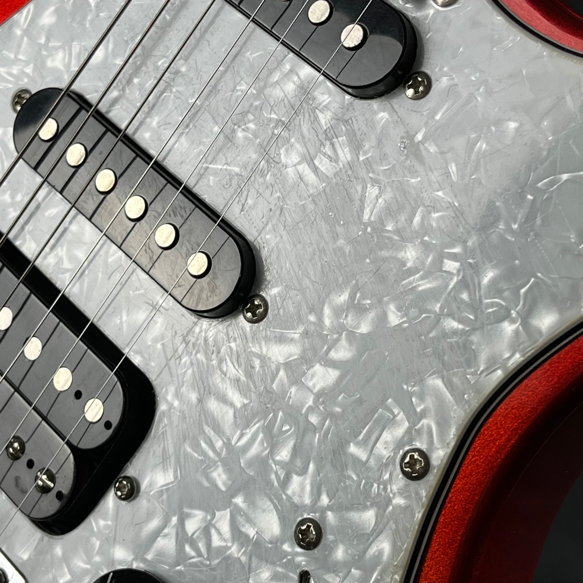 Bacchus Universe Series Mini Stratocaster **buzzing**