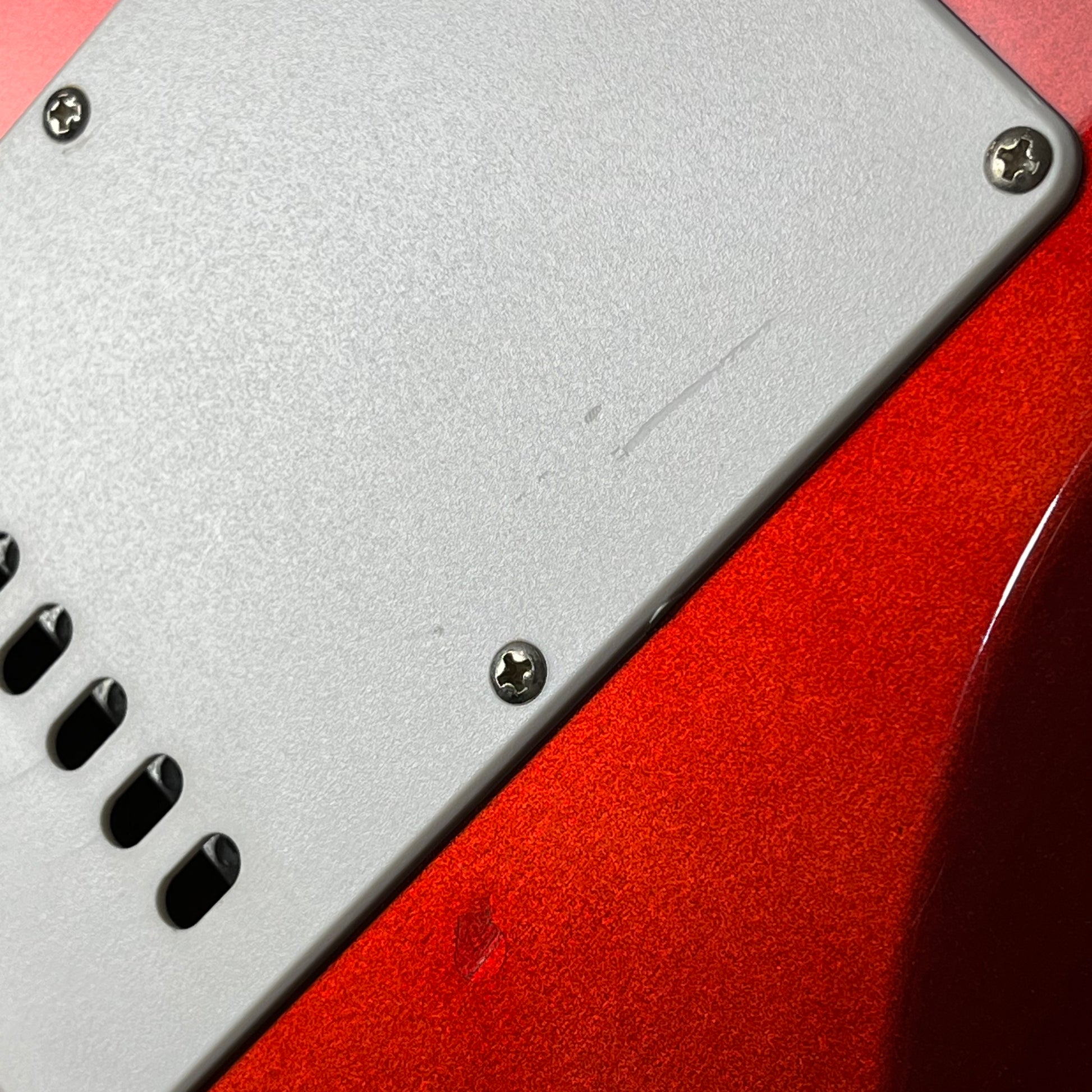 Bacchus Universe Series Mini Stratocaster **buzzing**