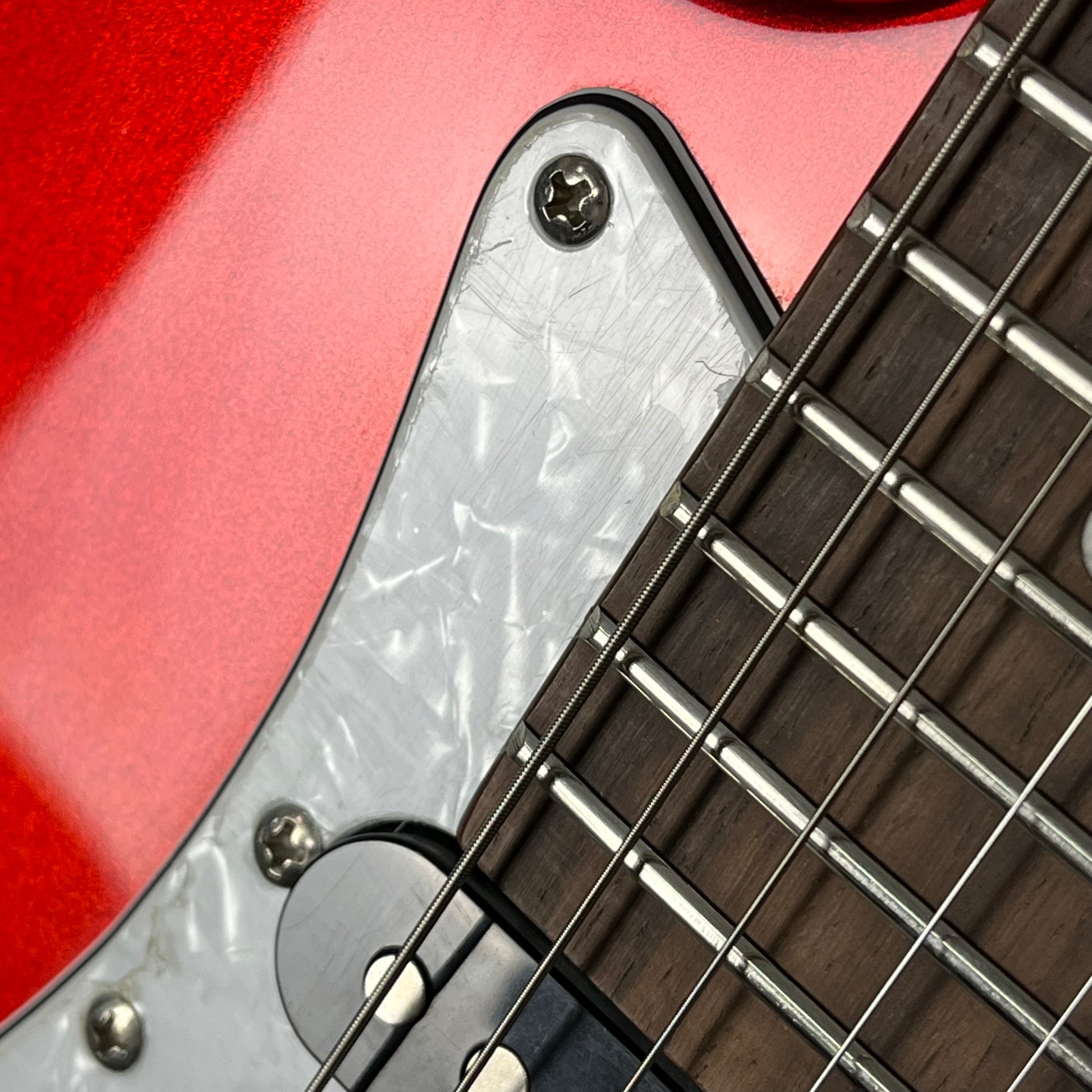 Bacchus Universe Series Mini Stratocaster **buzzing**